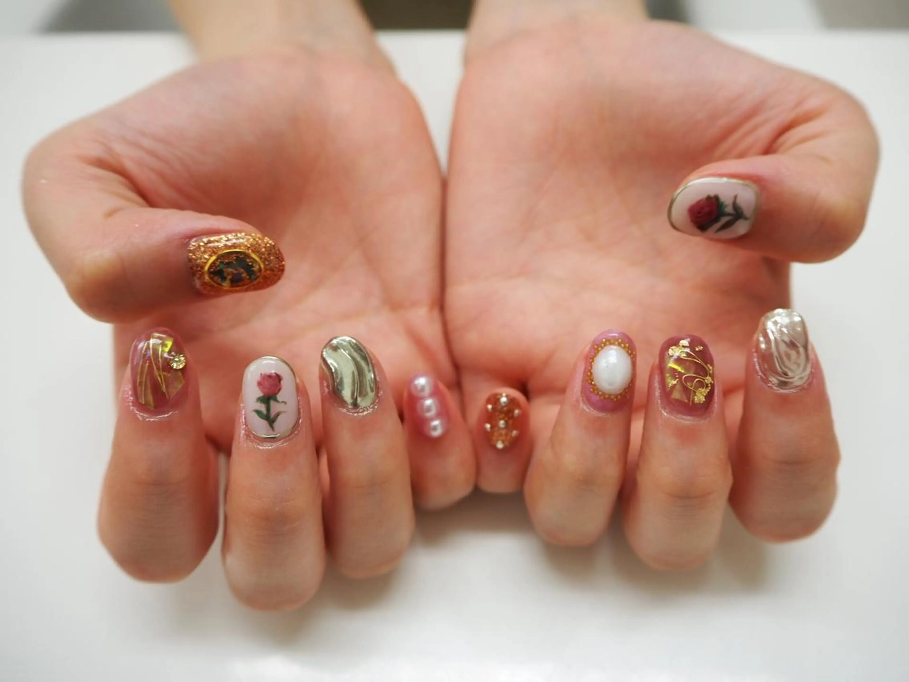 ネイル Hisaka Mikiのネイルデザイン