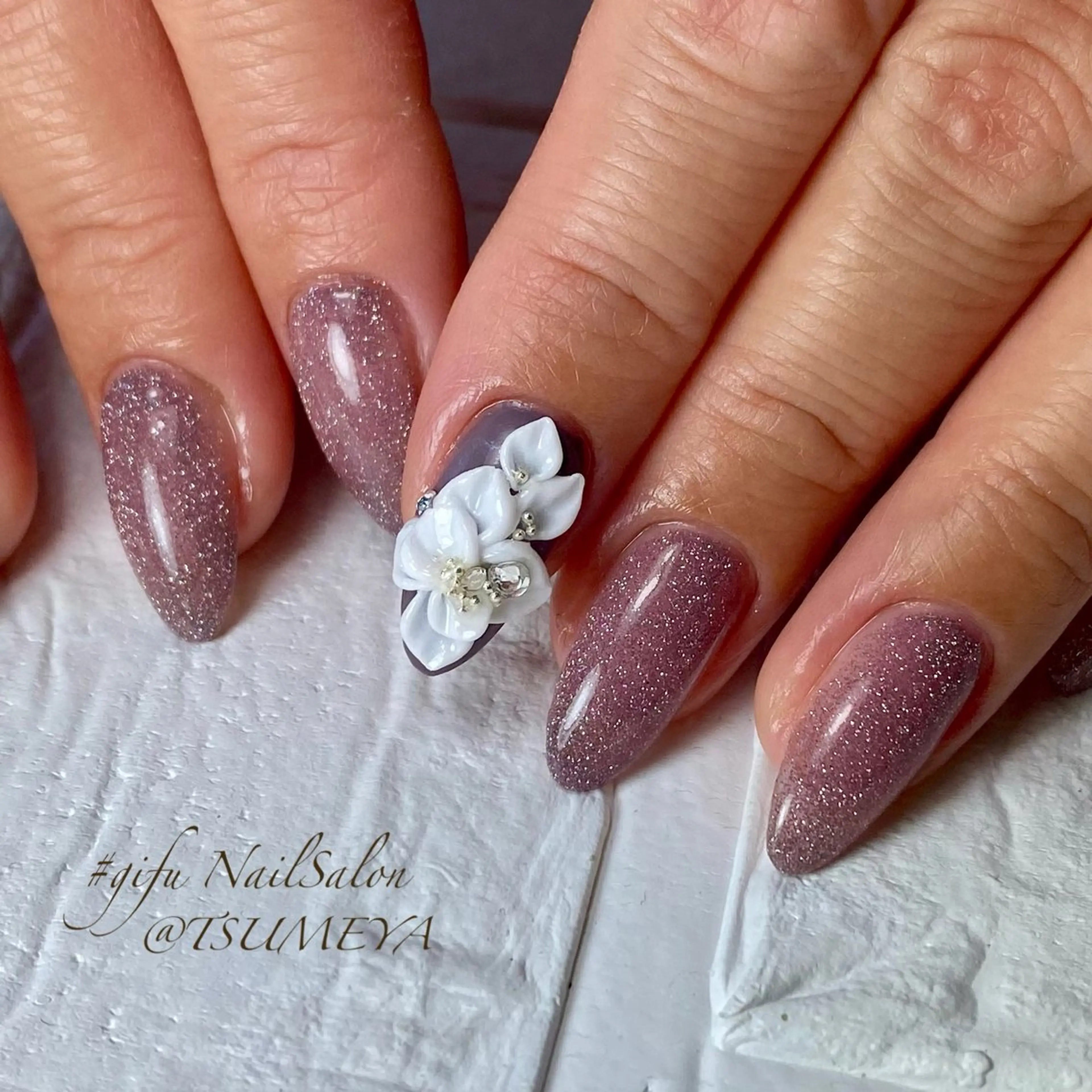 セミロング TSUMEYA KONのネイルデザイン