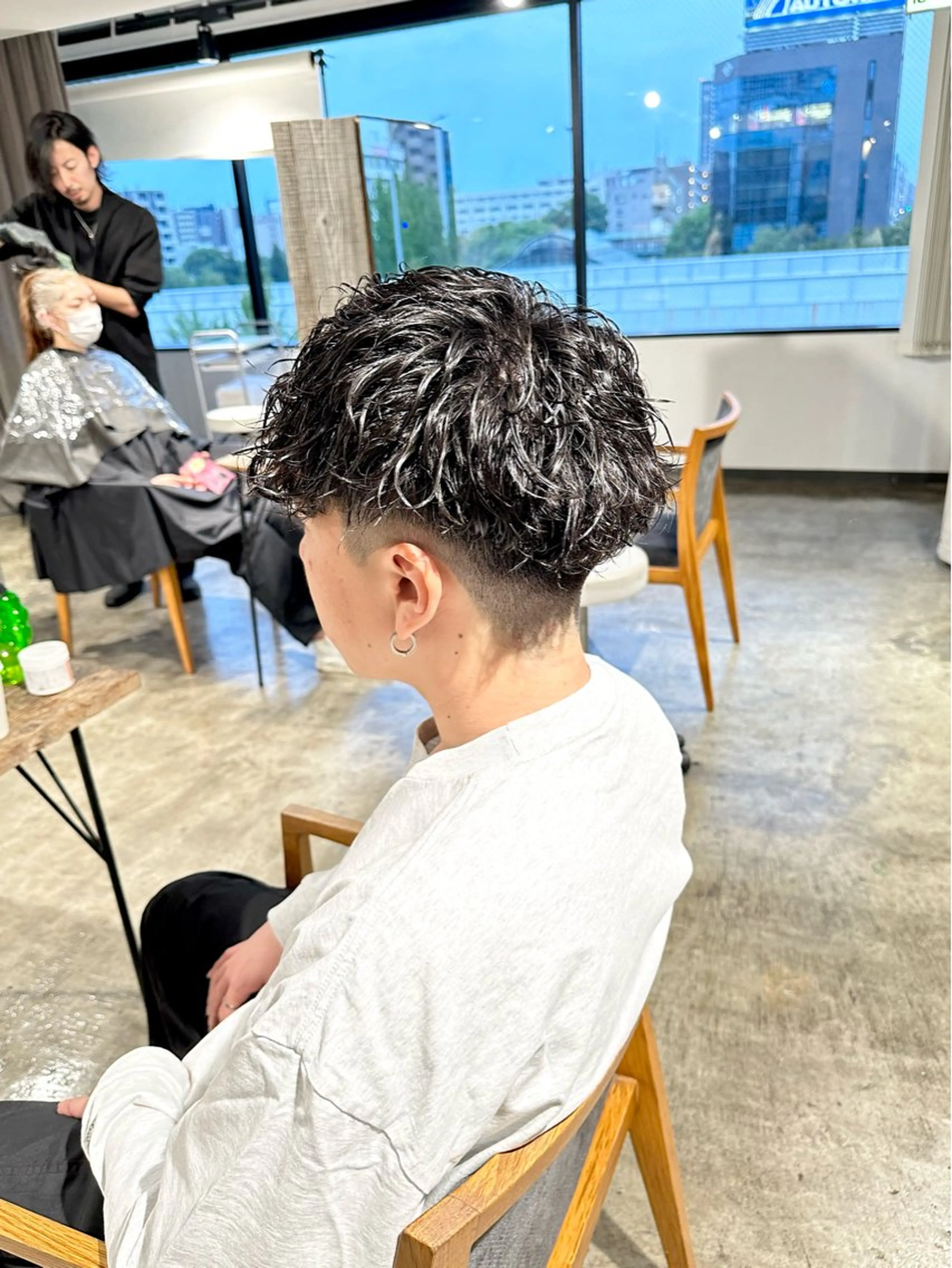 メンズ フェードカット メンズハイライト メンズパーマ スキンフェード スペインカール 骨格補正施術/メンズ 専門美容師/YUYAのヘアスタイル