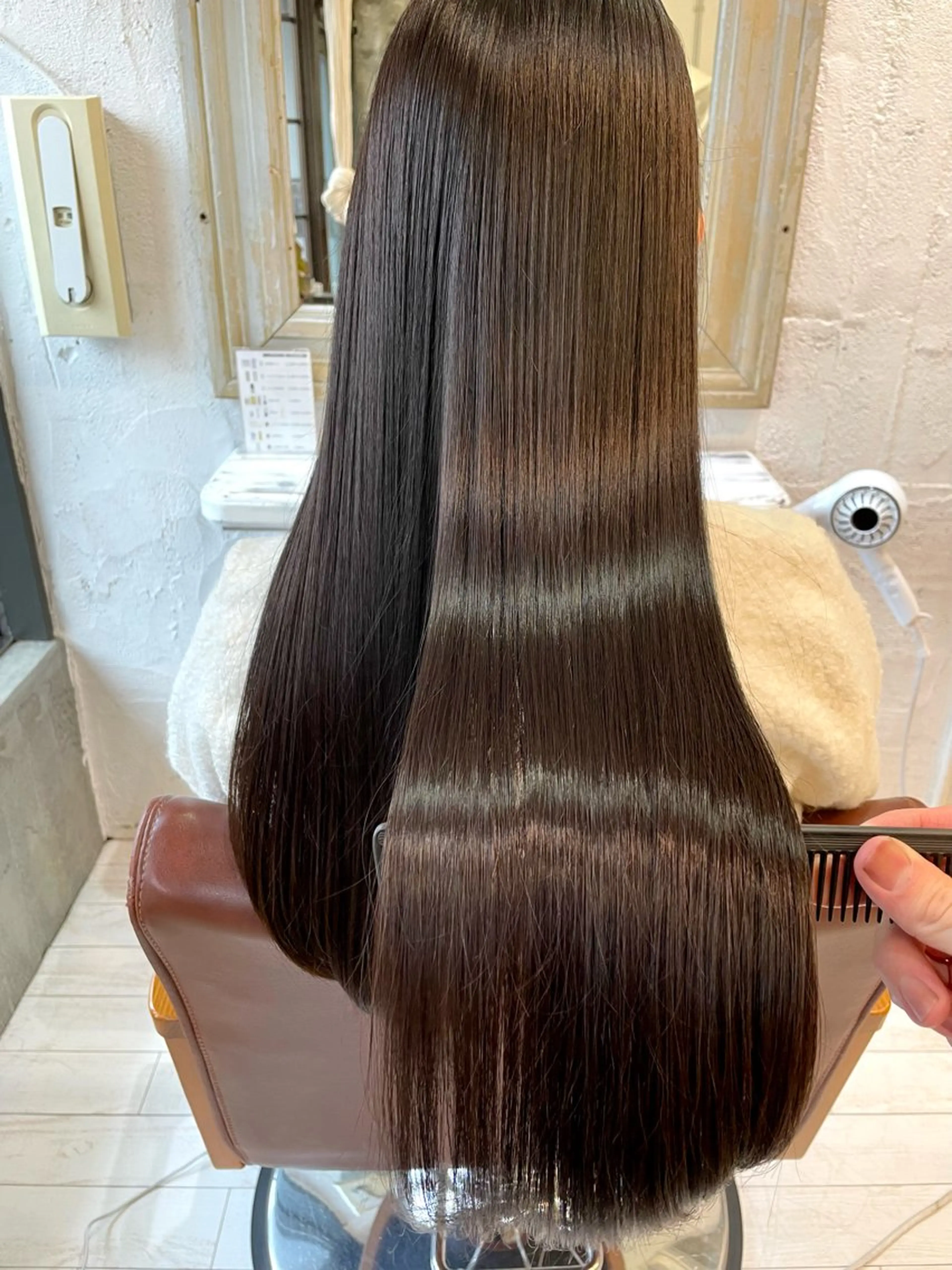 ロング カラー パーマ 髪質改善 トリートメント ストレートパーマ liko by maris所属・髪質改善／ブリーチ 宮武　湧斗のヘアスタイル