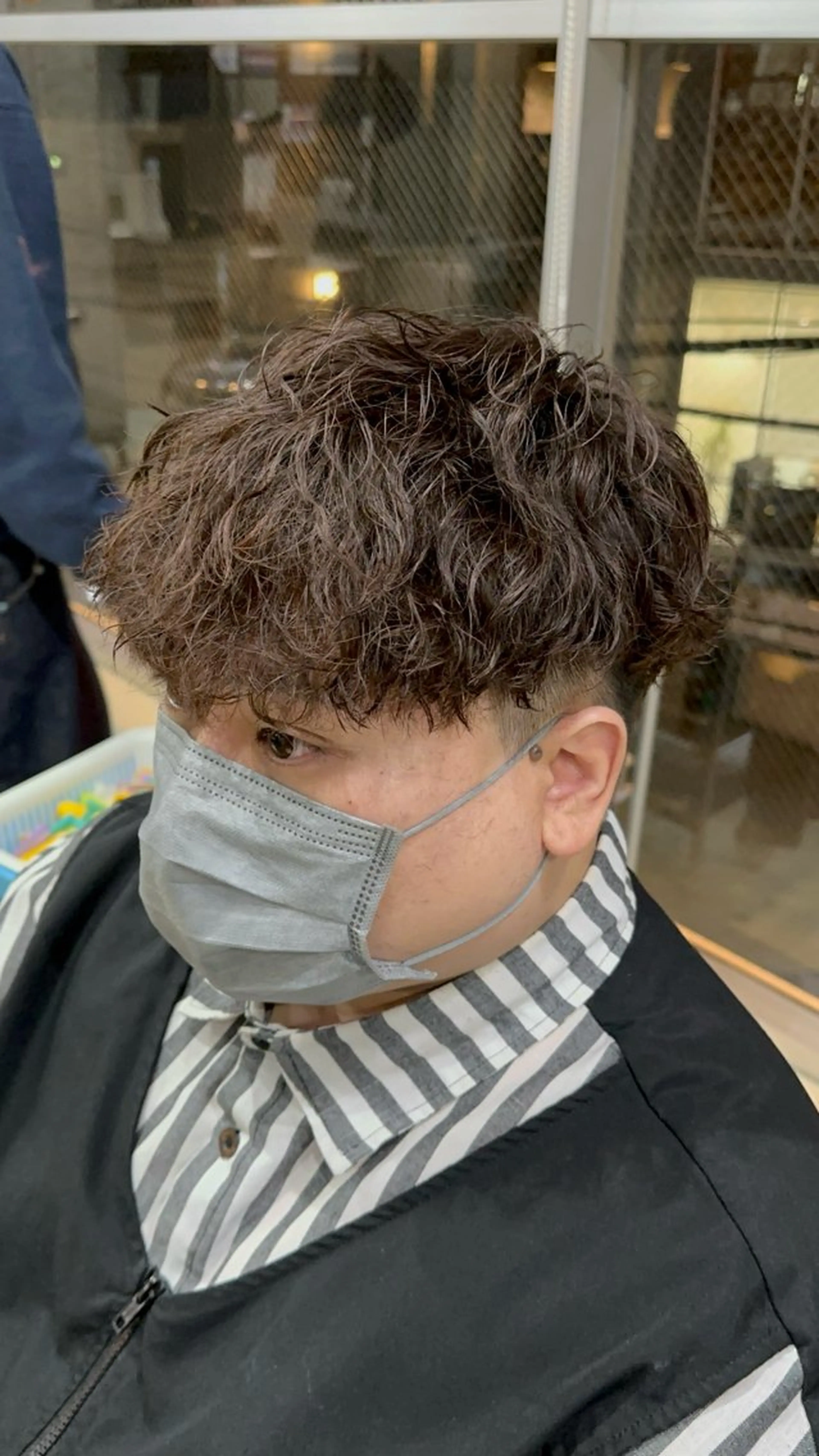 パーマ メンズ カット パーマ fifth原宿 宮部蓮のヘアスタイル