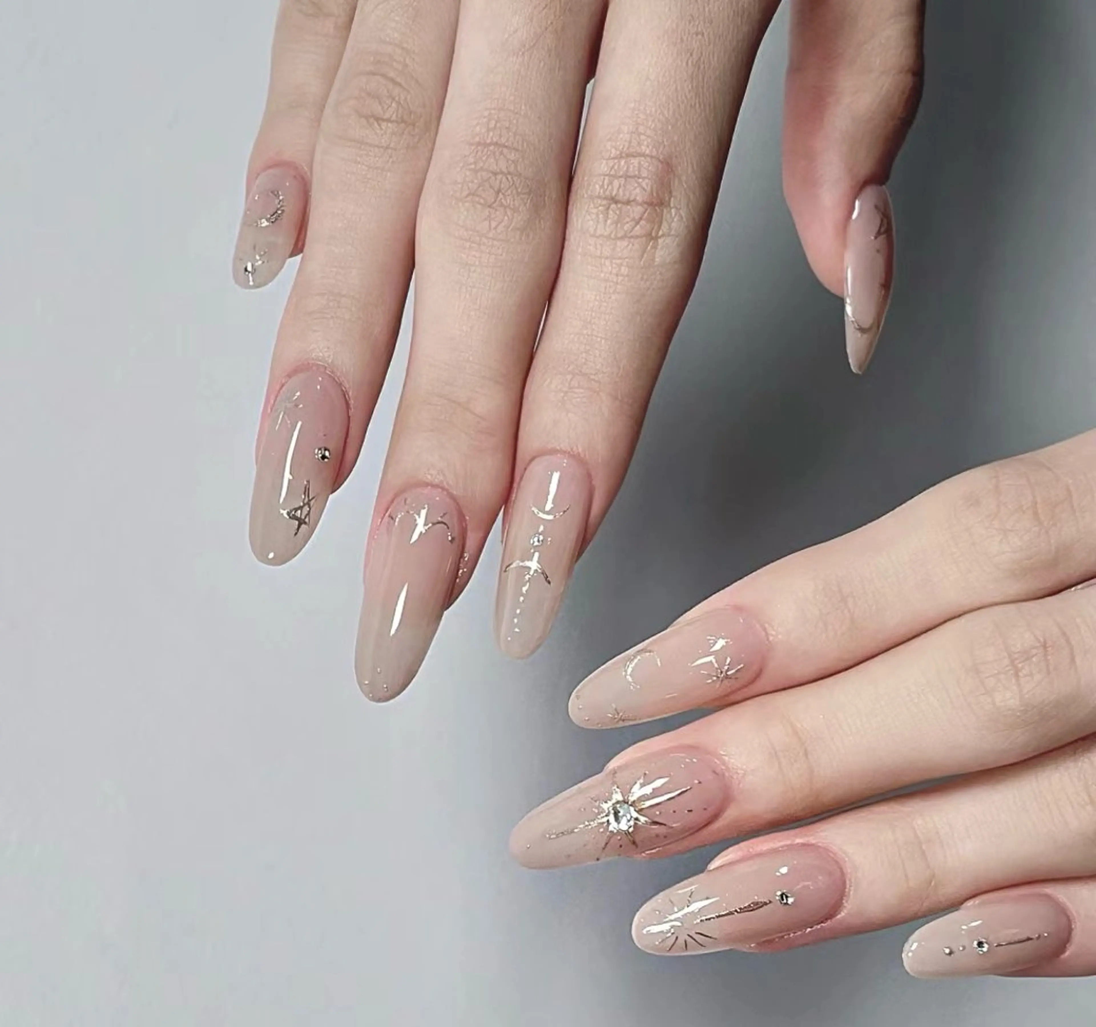 ネイル Kaka_ パラジェル、長さだしのネイルデザイン