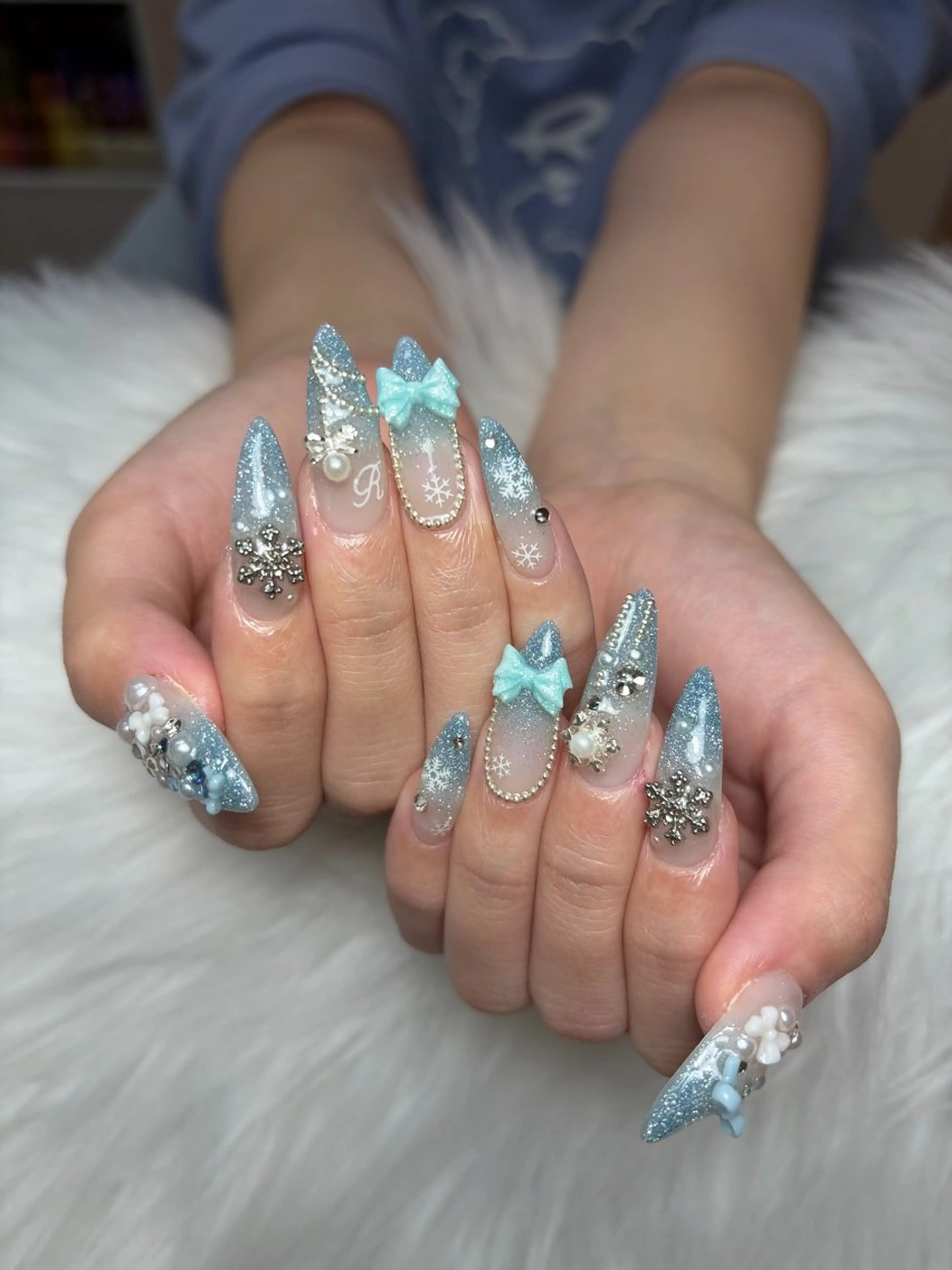 ネイル アートネイル 長さ出し ジェルネイル マグネットネイル ニュアンスネイル ハンドネイル Cloudy Chan Nailのネイルデザイン
