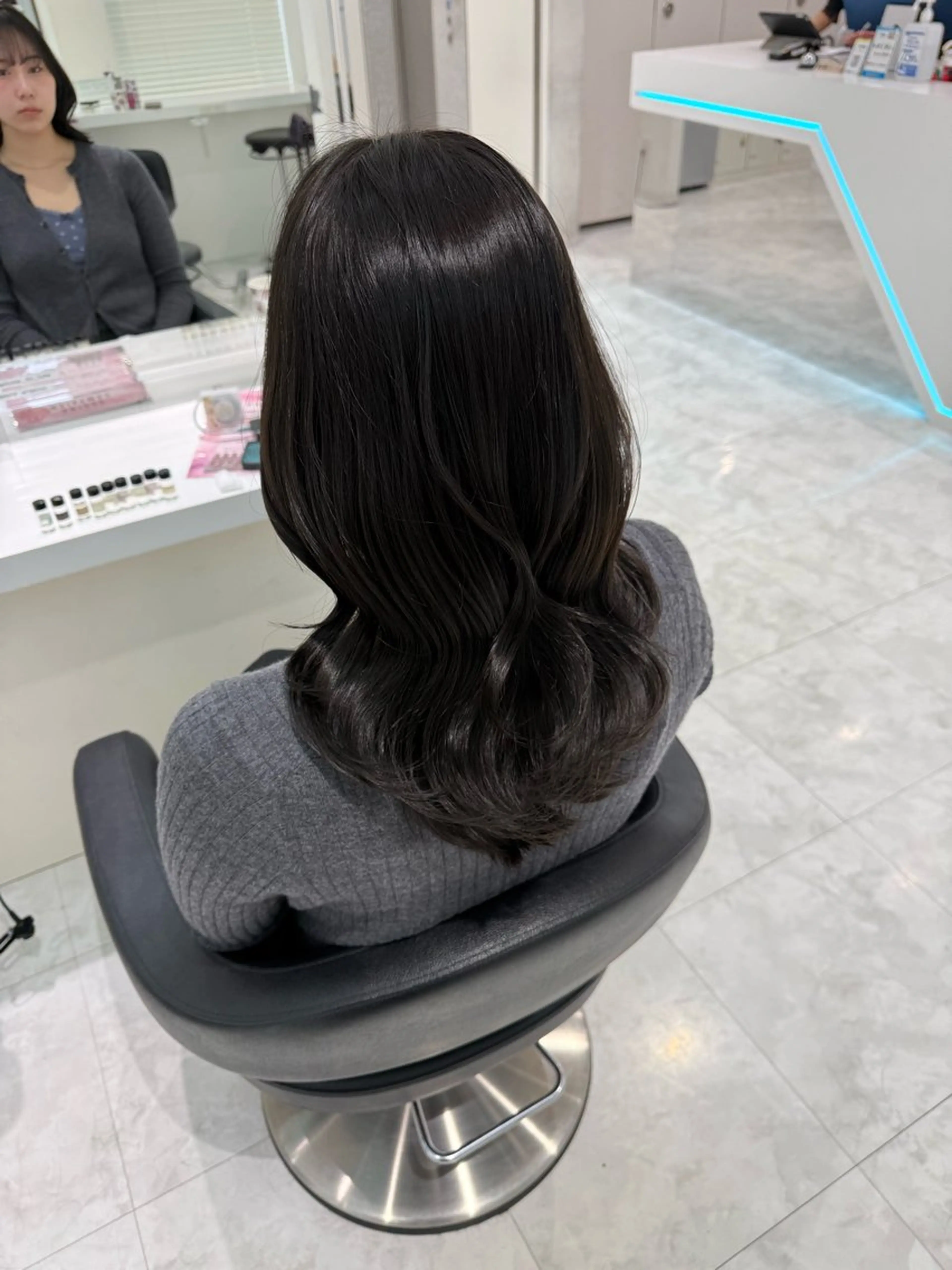 ロング カラー カット ヘアカラー 大人っぽ暗髪レディ 🩶takuto🩶のヘアスタイル