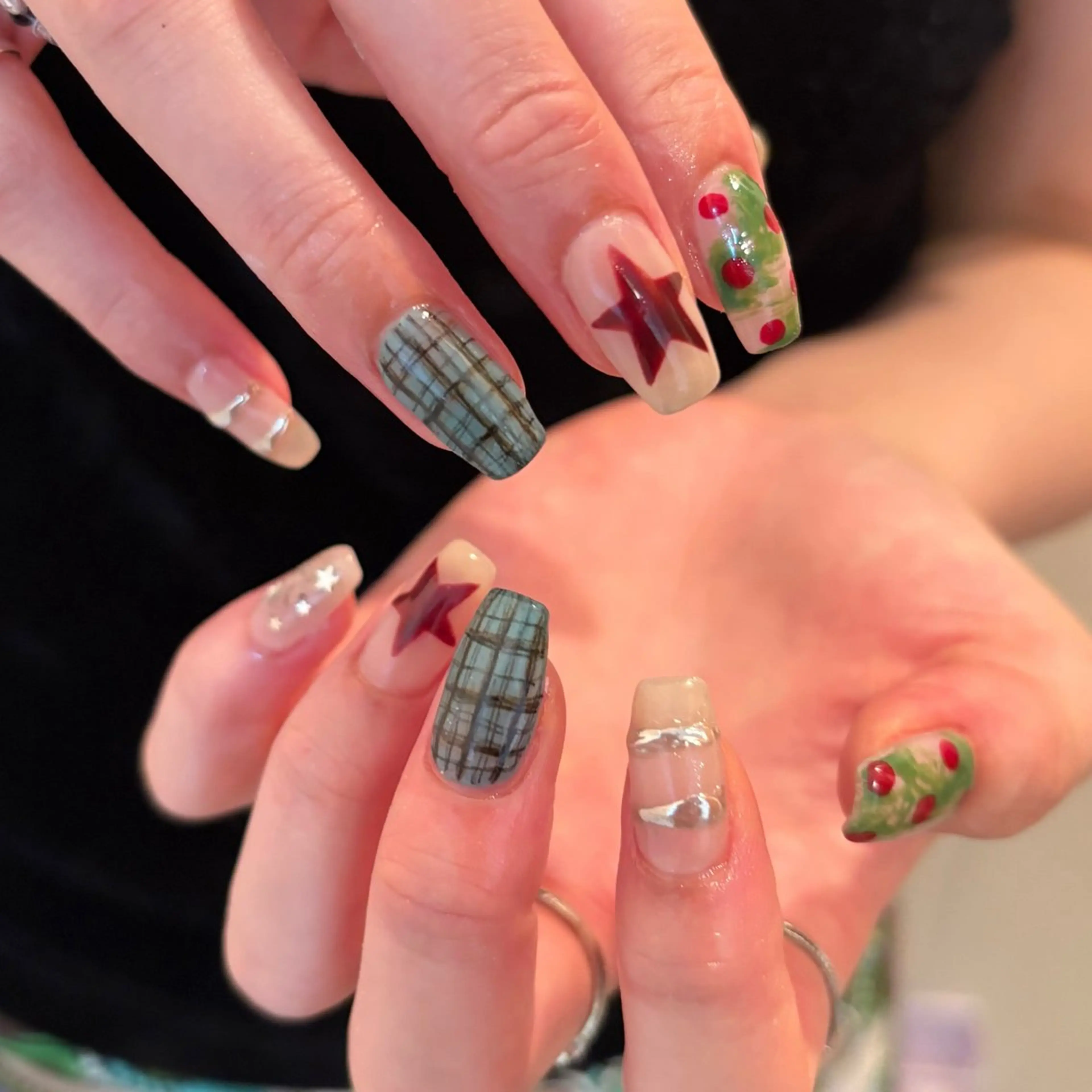 ネイル yuri / 個性派nailのネイルデザイン