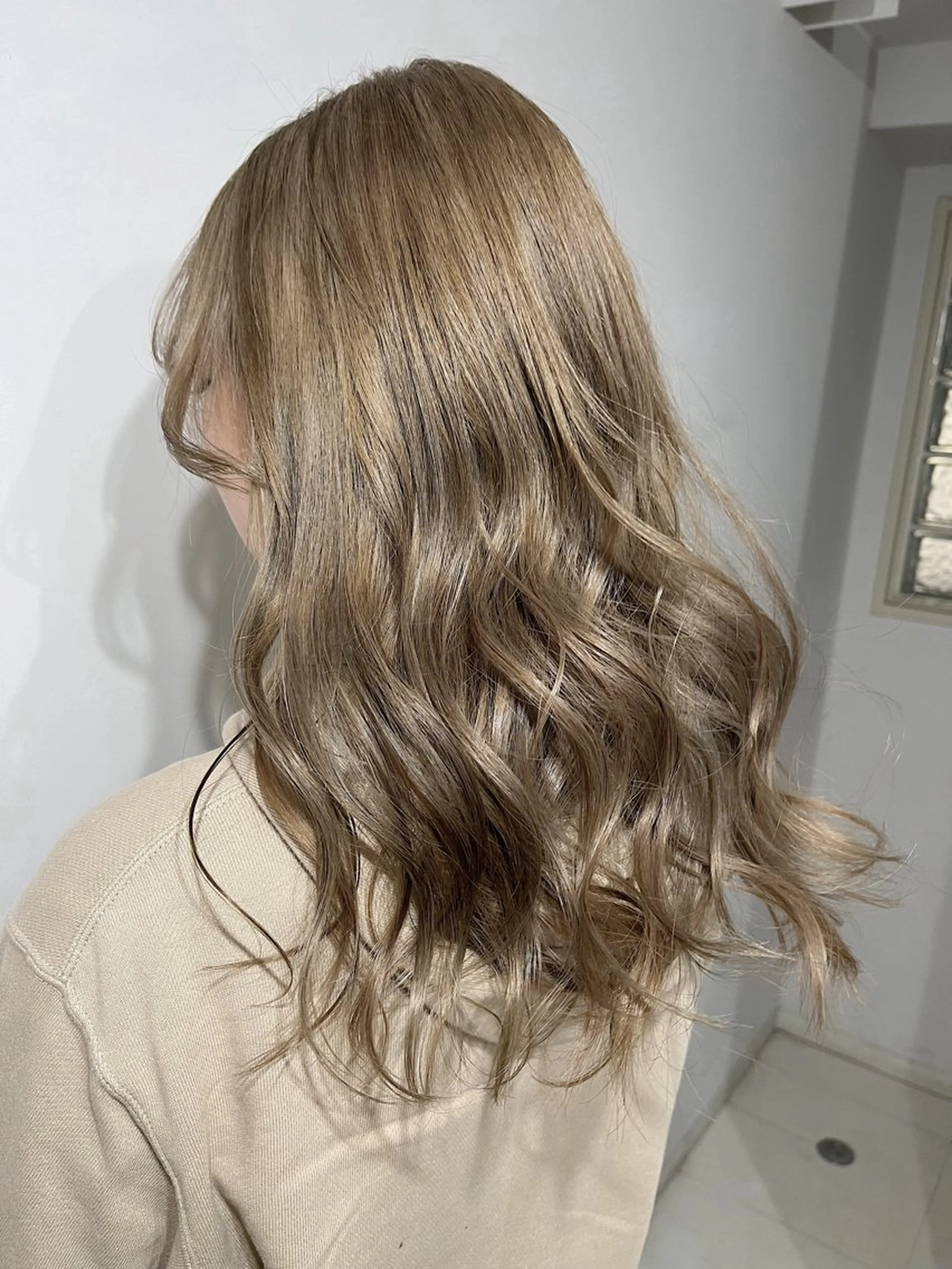 カラー 外国人風カラー 🪞透けヘア髪質改善 艶ベージュ/nagiのヘアスタイル