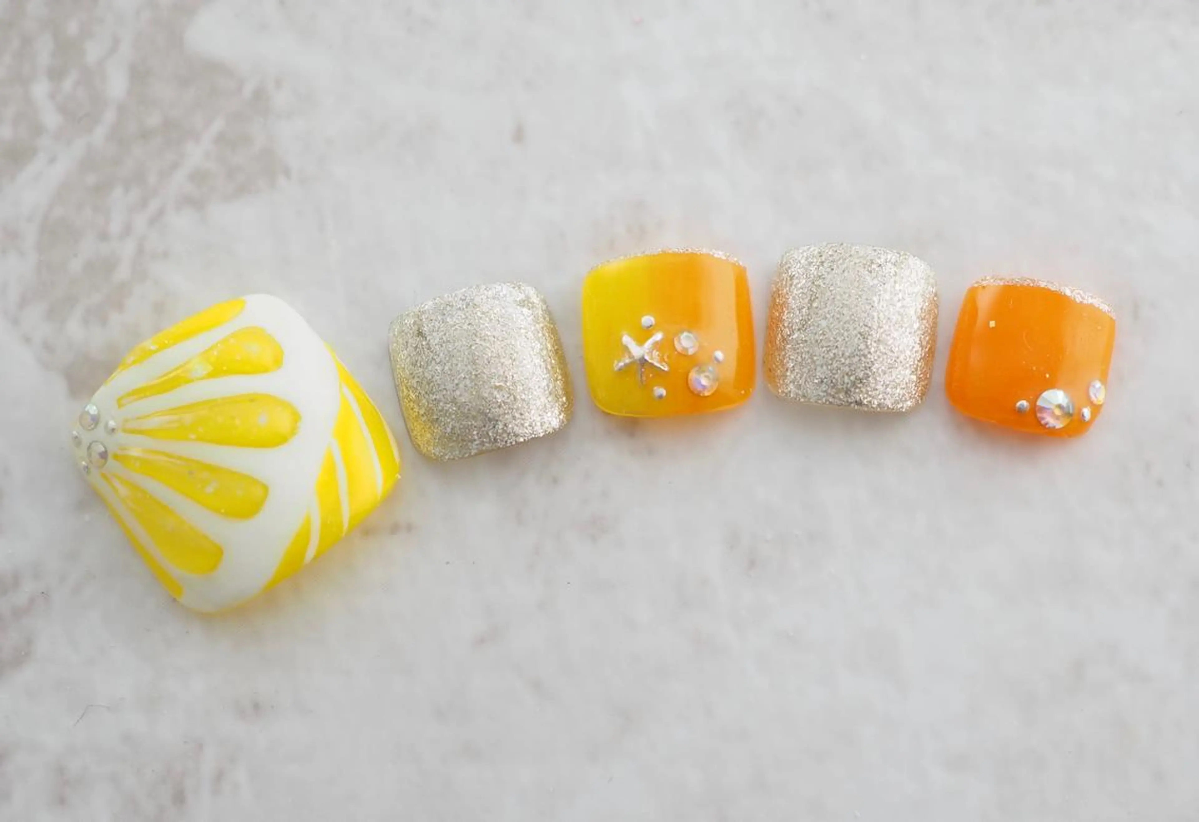 ネイル ネイルPetit Ribbonのネイルデザイン