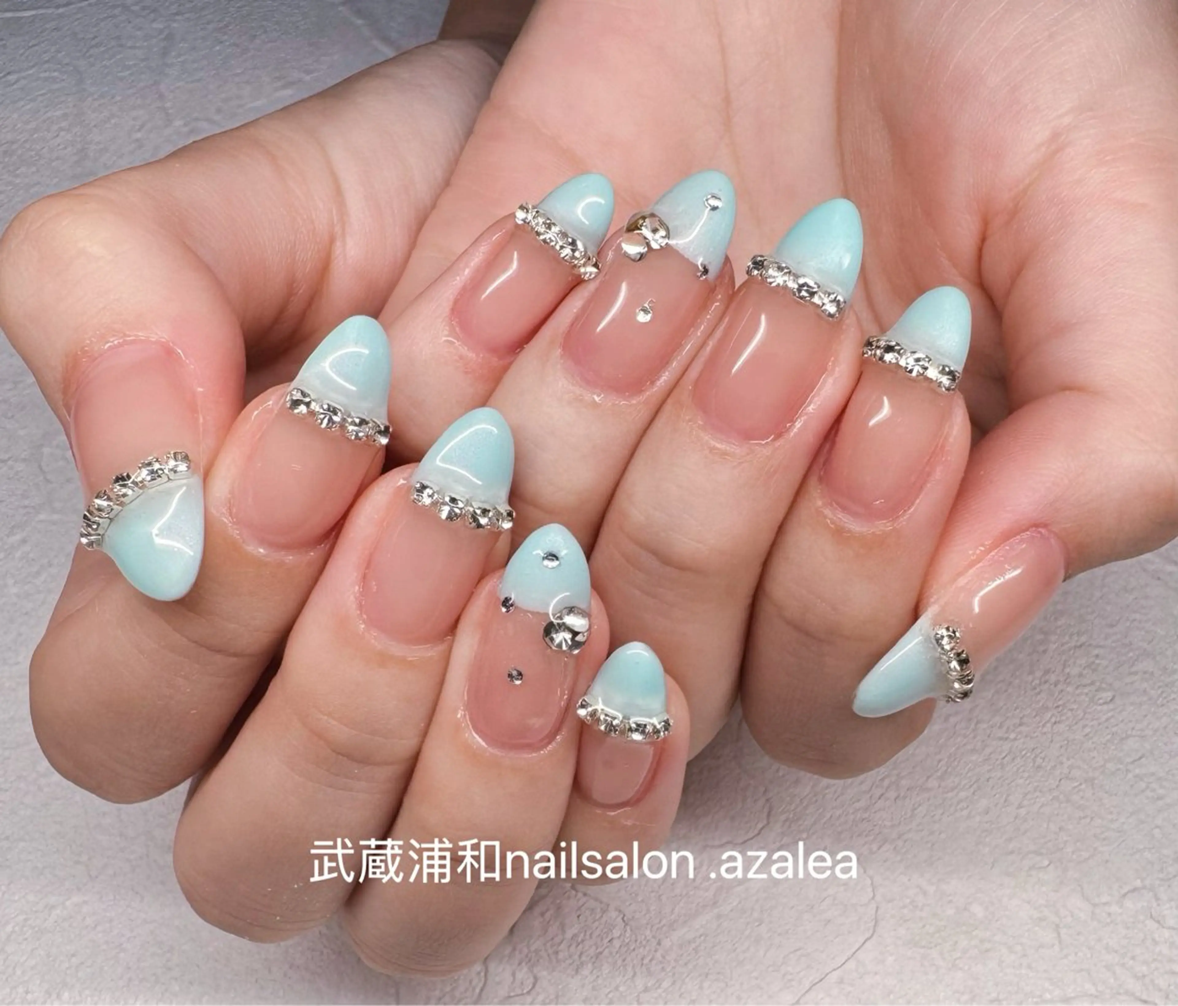 ネイル ハンドネイル R inのネイルデザイン