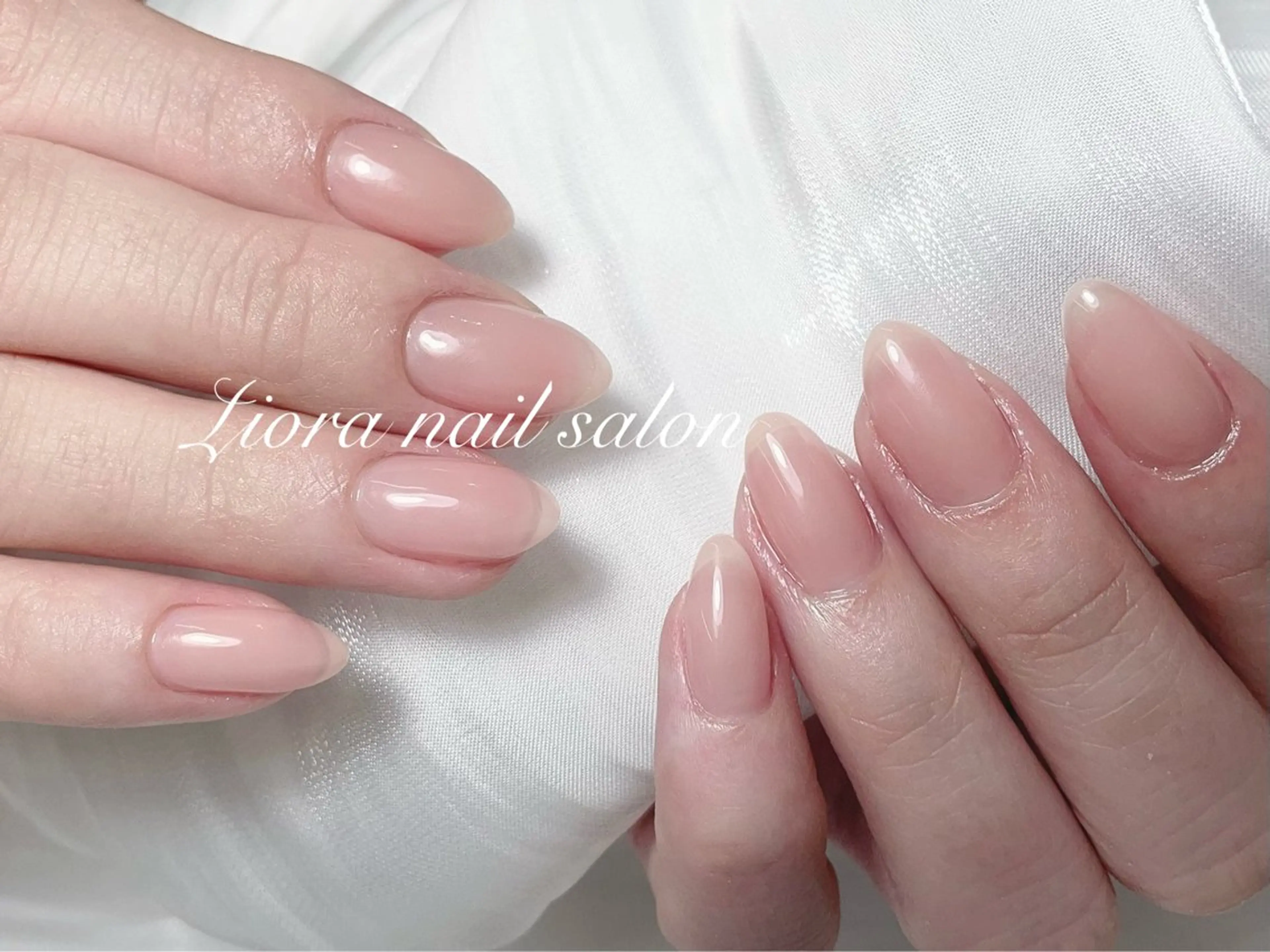 ネイル フレンチネイル ジェルネイル ガーリー グラデーション キラキラネイル ハンドネイル Liora nail 1のネイルデザイン