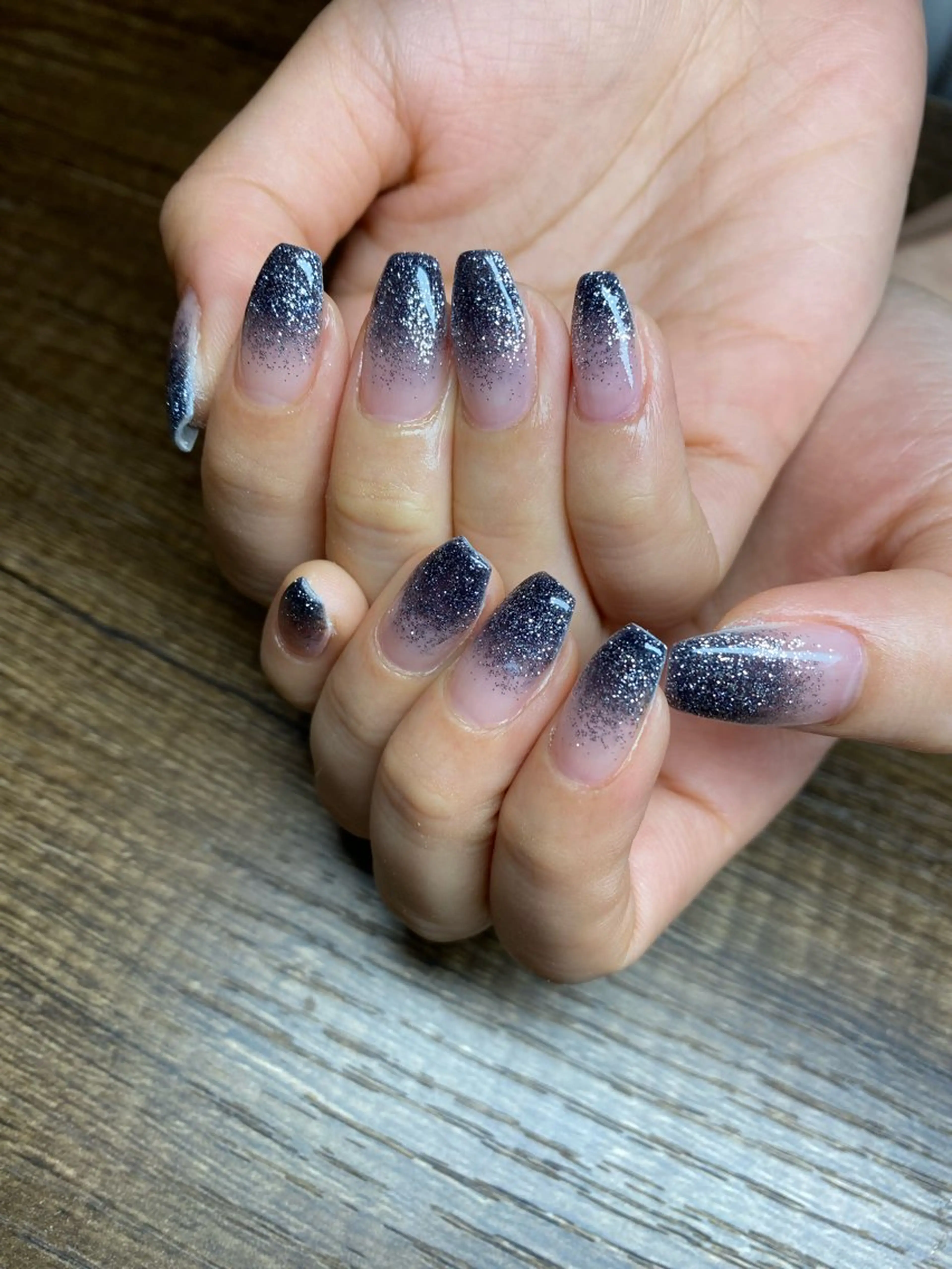 ワンカラーorラメグラ〈オフあり〉の写真