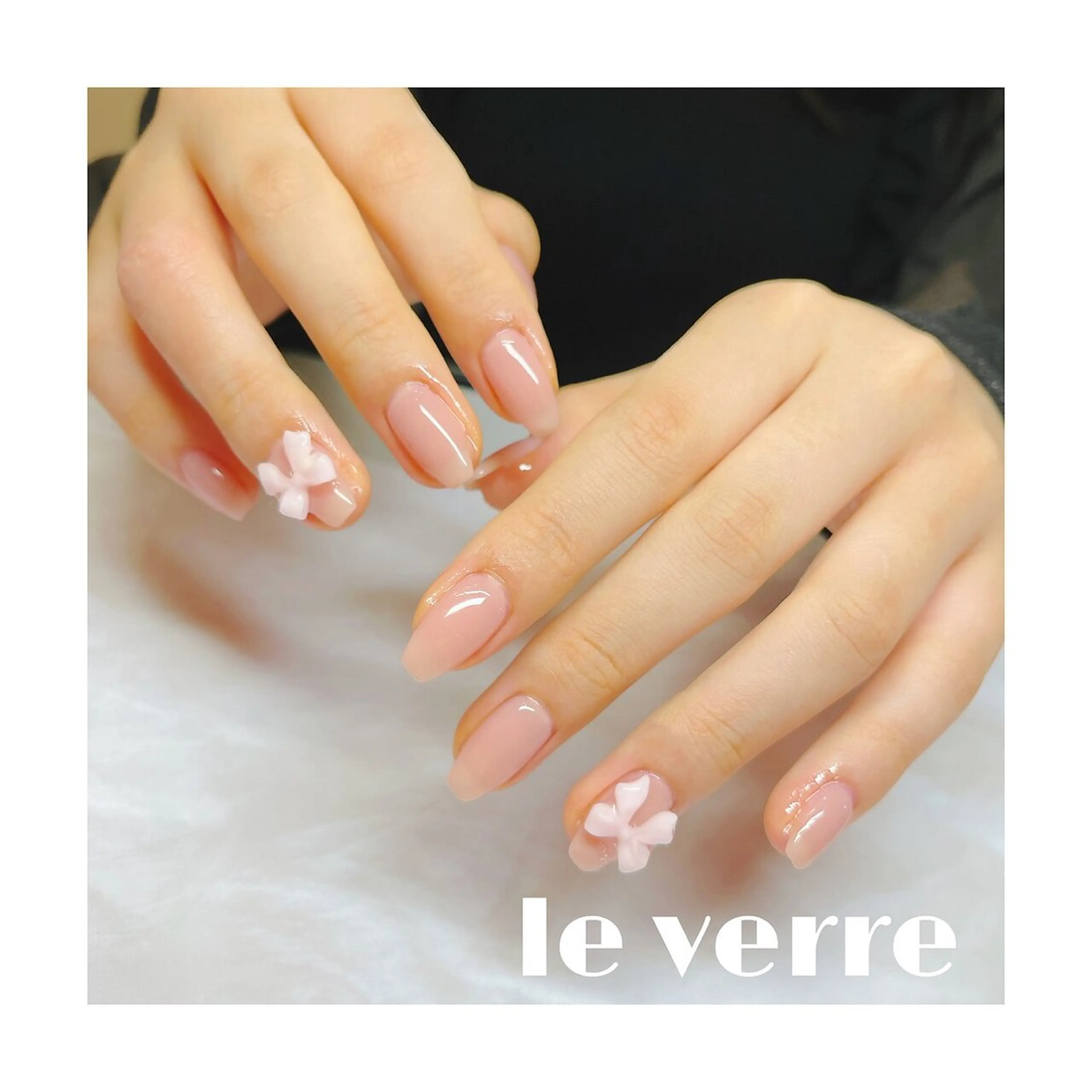 【ハンドネイル】ワンカラーorラメグラ＋パーツ2本 オフ込み フィルイン フラッシュネイルもOKの写真