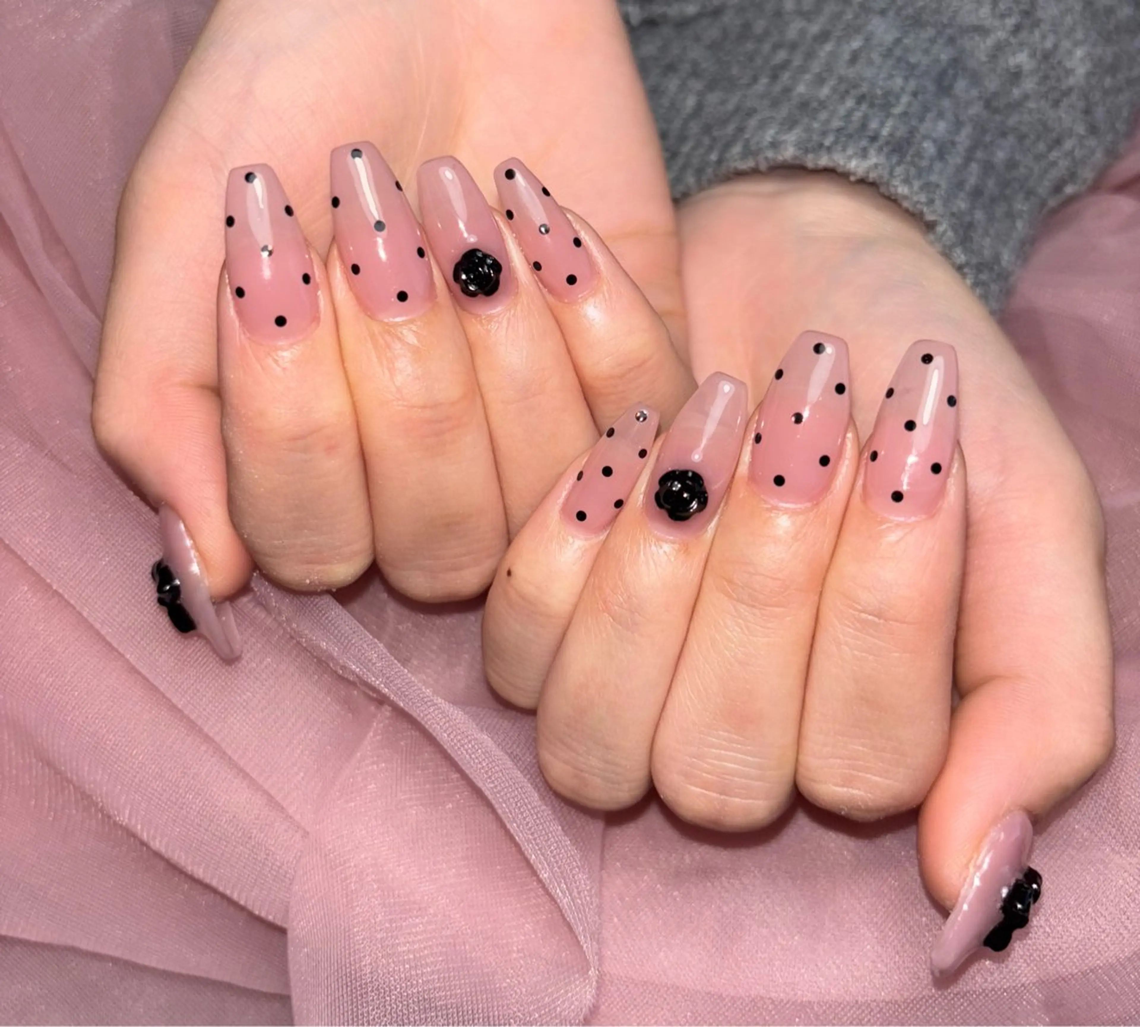 ネイル ハンドネイル 𝐁𝐞𝐥𝐥 𝐦𝐞のネイルデザイン