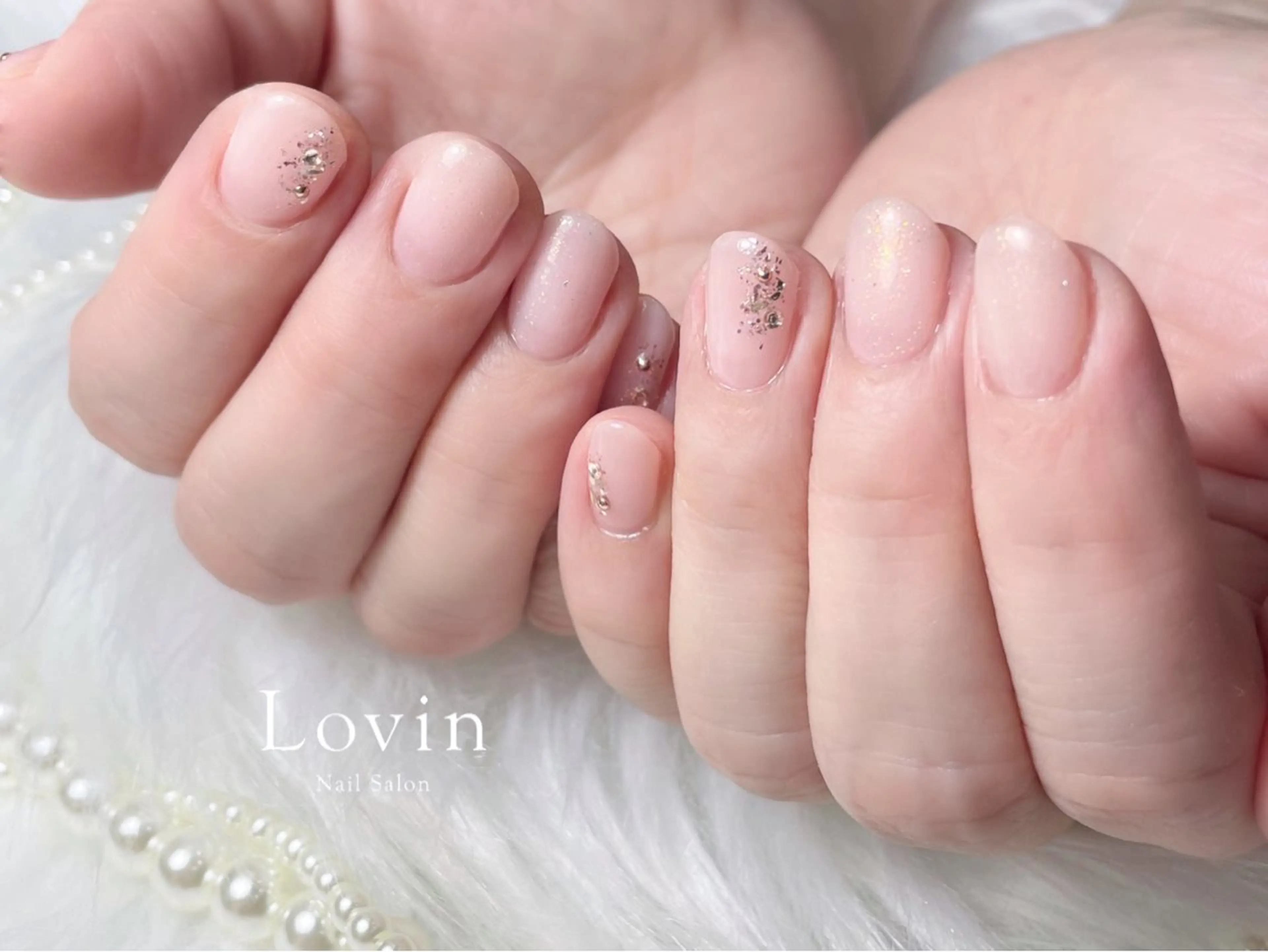 ネイル ジェルネイル オフィスネイル パラジェル シンプルネイル パラジェルプレミアムサロン nail care &spa Lovin［ラヴィン］所属・Azegami Minaのネイルデザイン