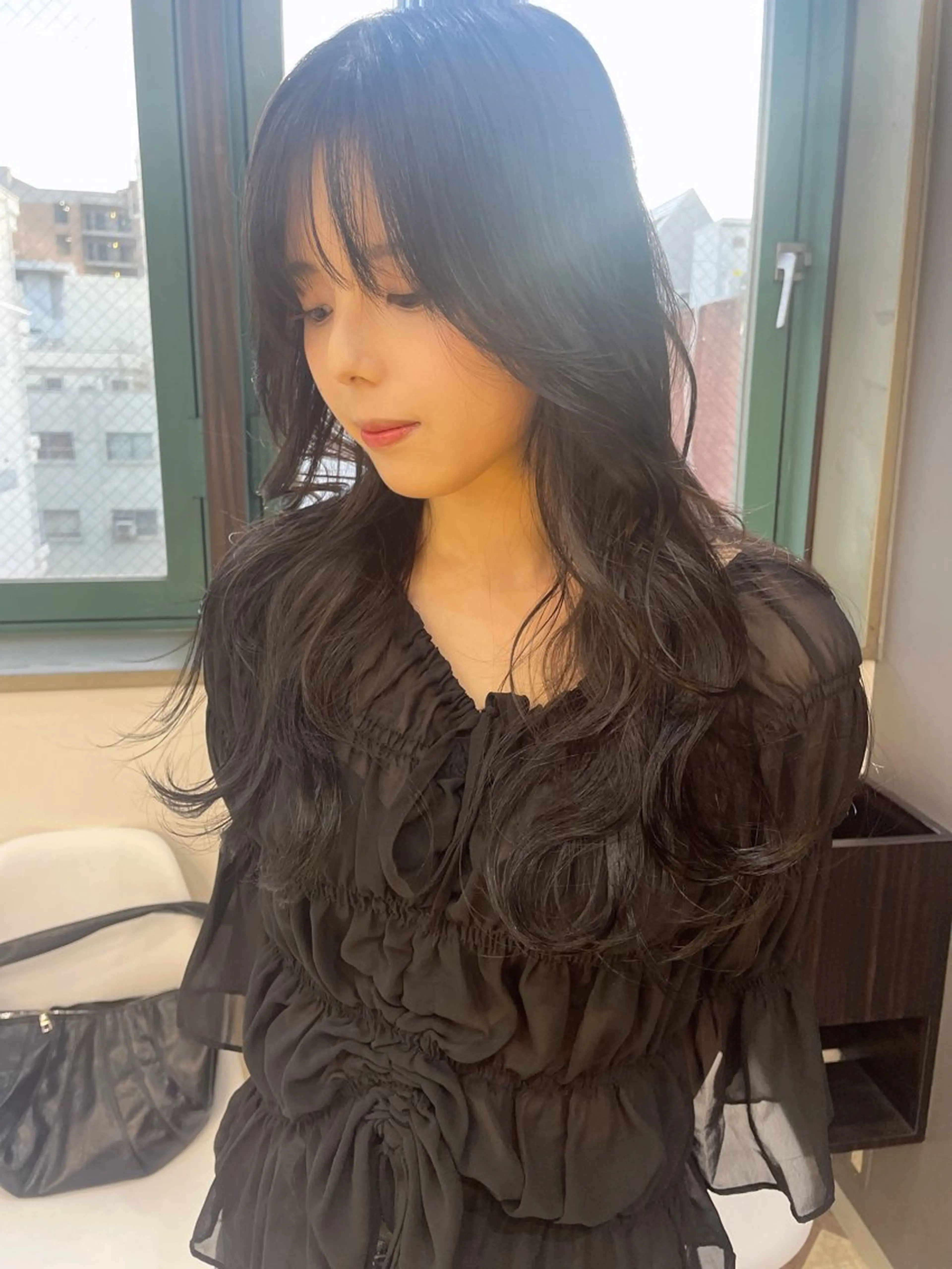 ロング カラー レイヤーカット AIRI layer cut hairのヘアスタイル