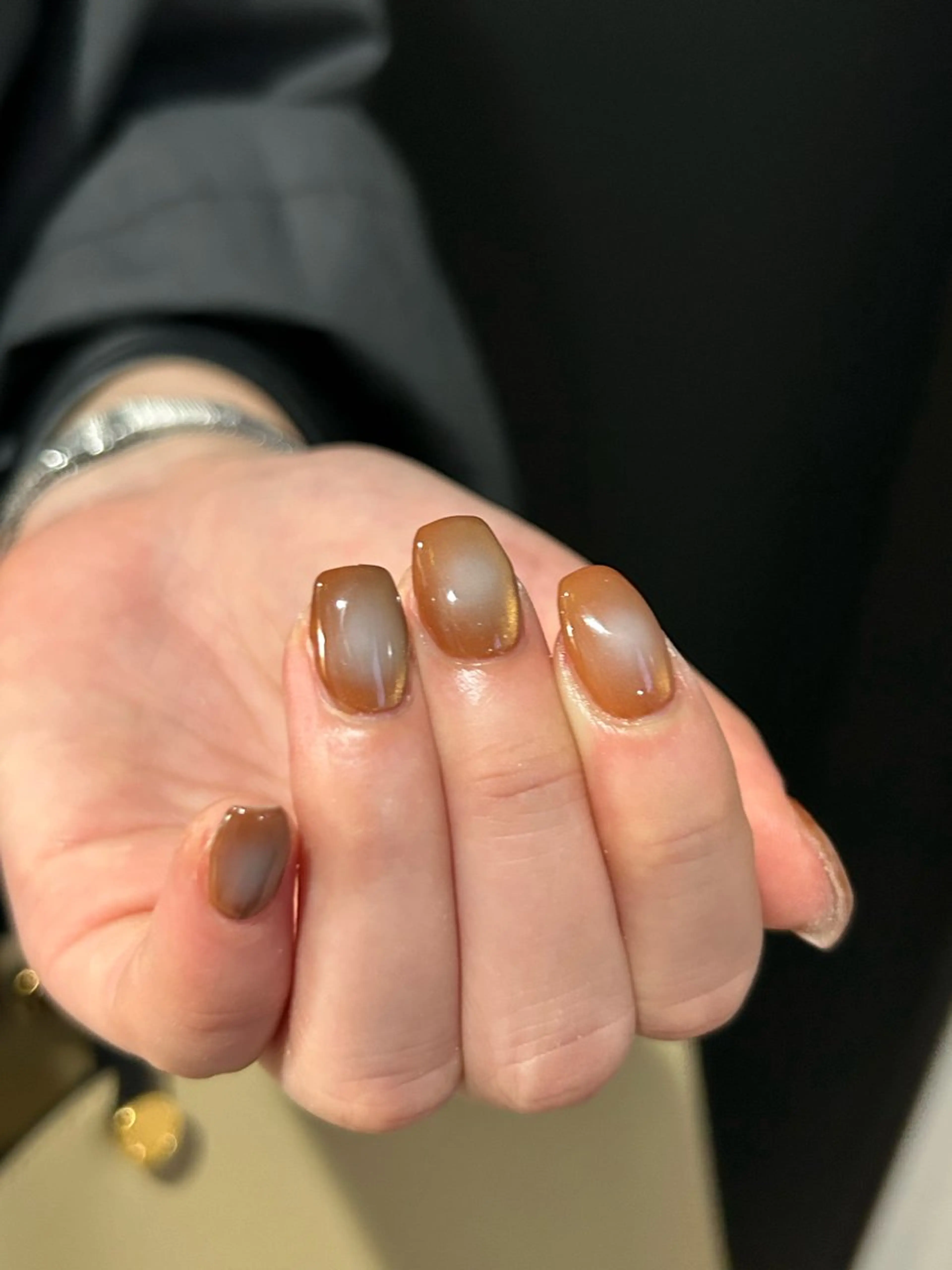 ネイル チークネイル マグネットネイル ニュアンスネイル オフィスネイル シンプルネイル Yuni.所属・sakae yurinaのネイルデザイン