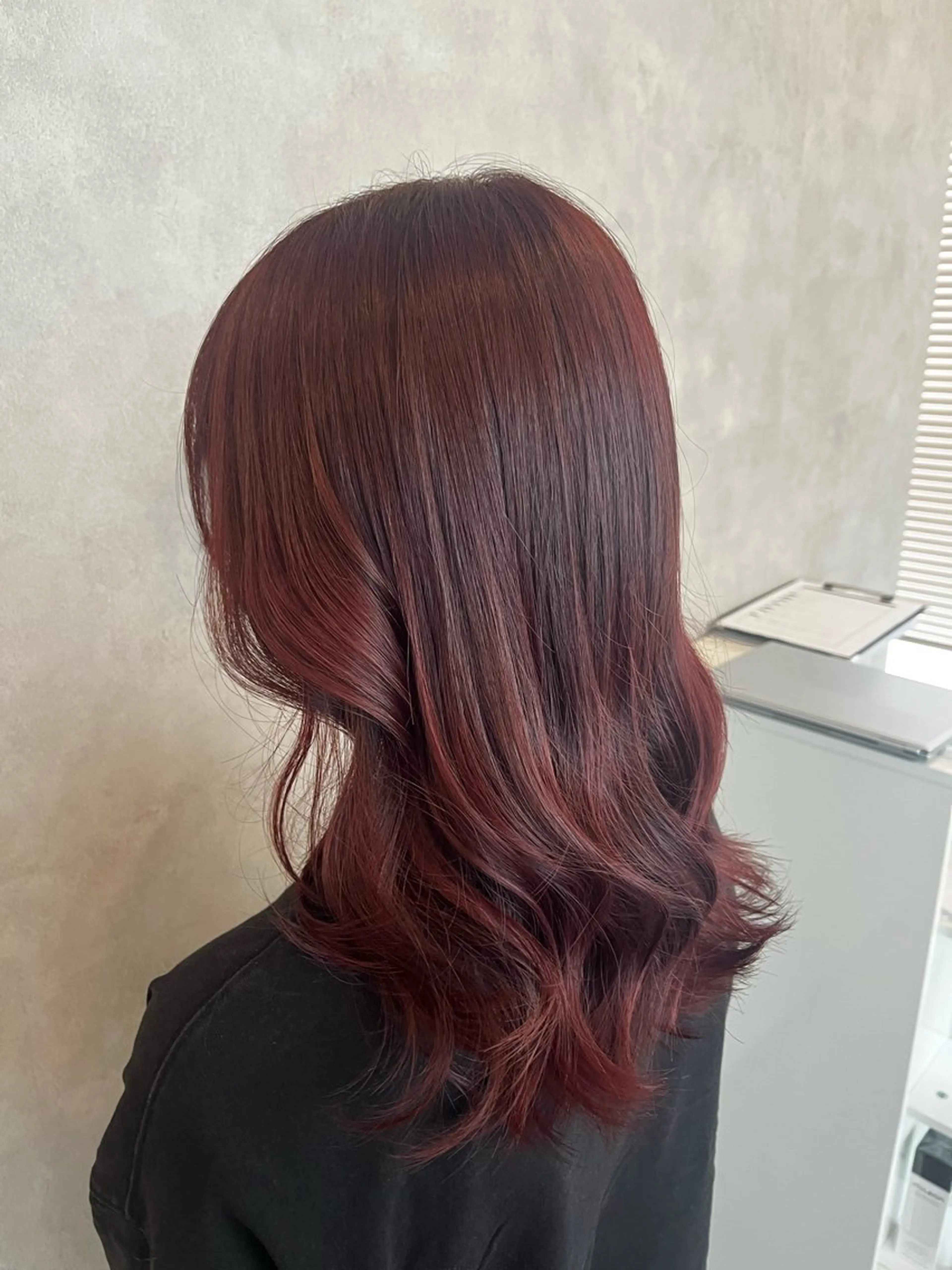 セミロング 石原 光のヘアスタイル