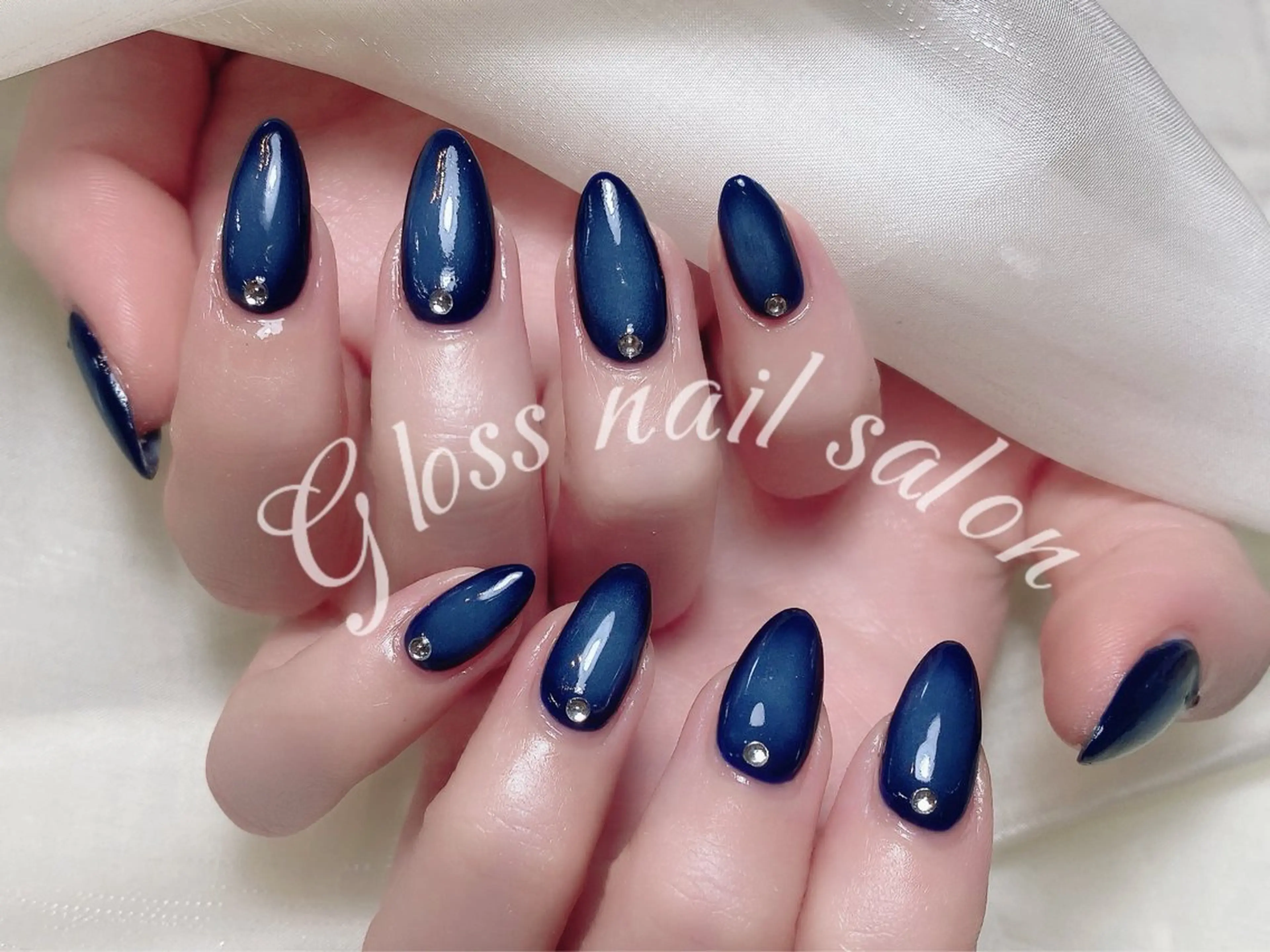 ネイル Gloss nail 💅yuna✨のネイルデザイン