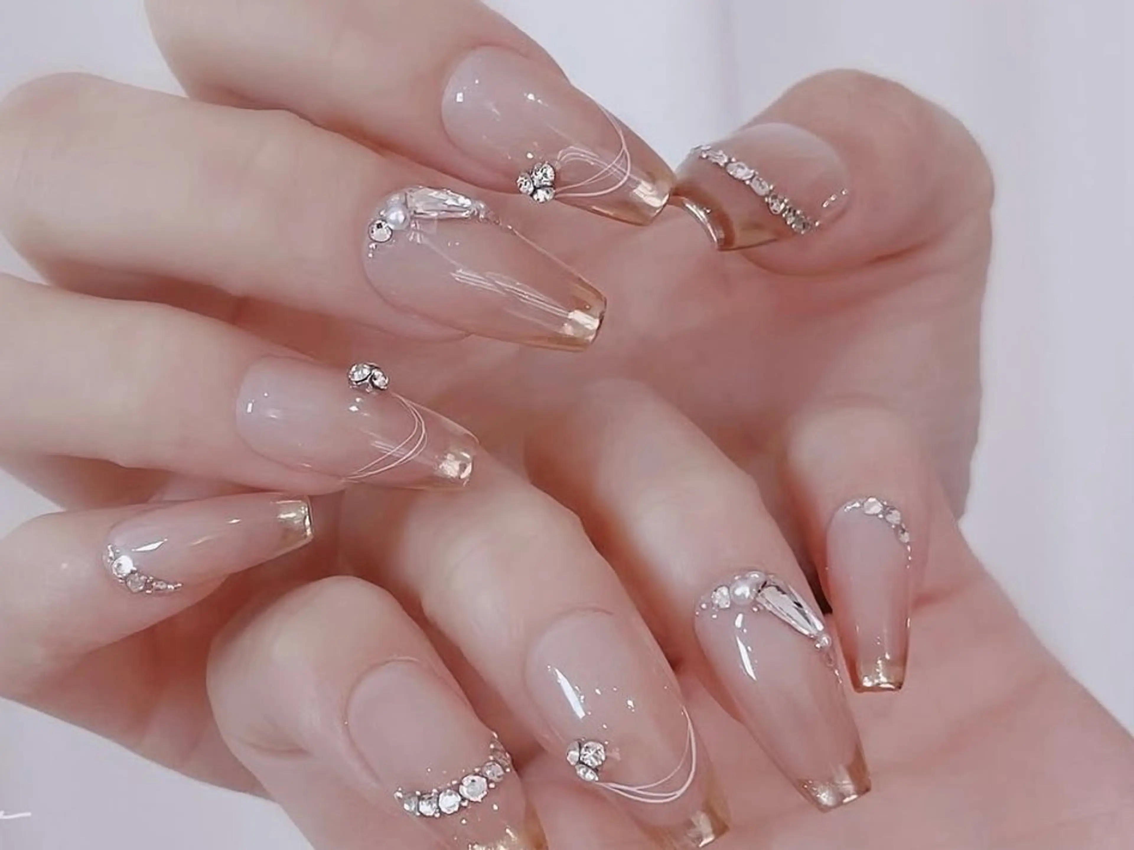 ネイル ハンドネイル ハンドケア Nova Nail Nambaのネイルデザイン