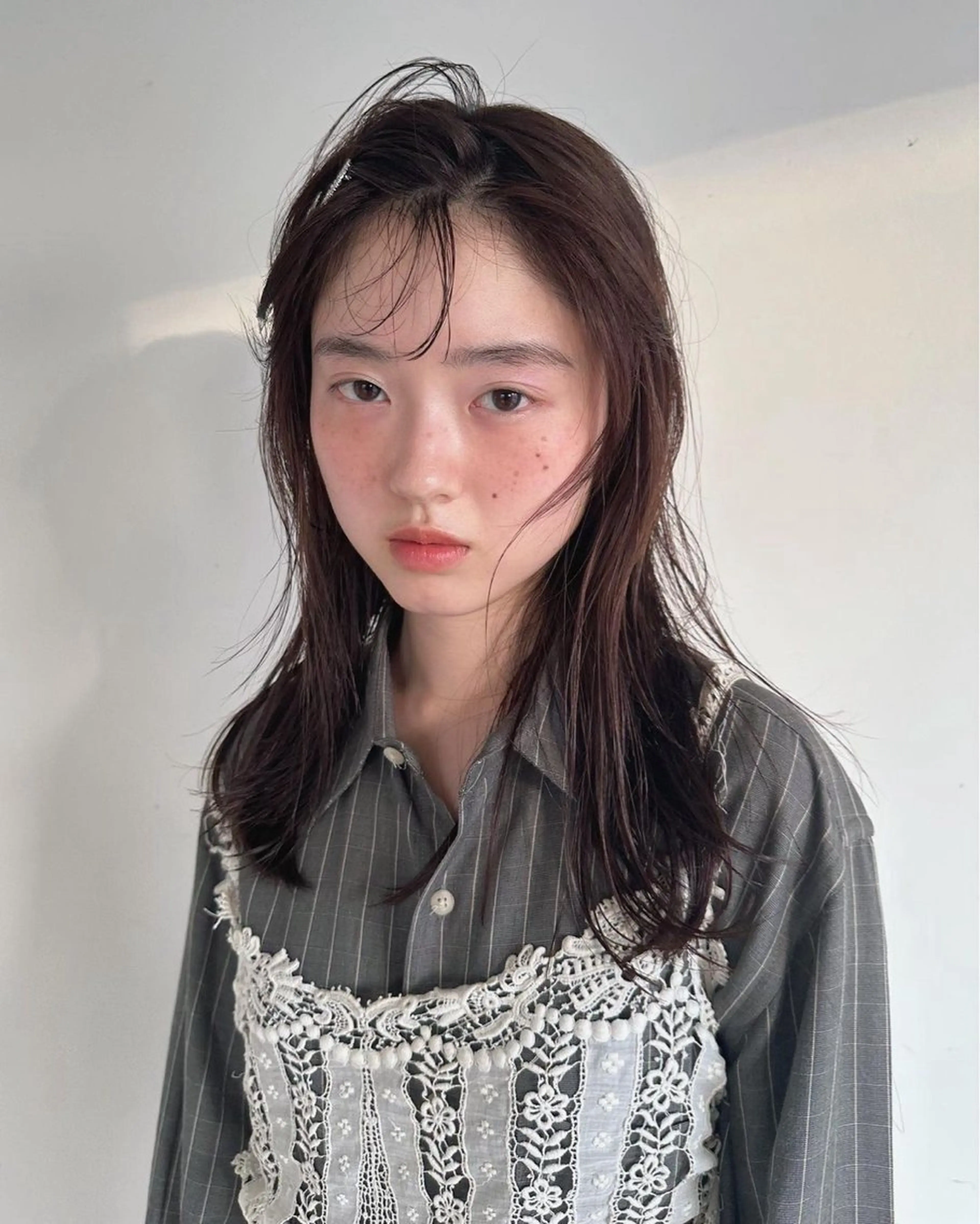 ミディアム カラー 透明感カラー FILMS / yuuna 🦢🫗のヘアスタイル