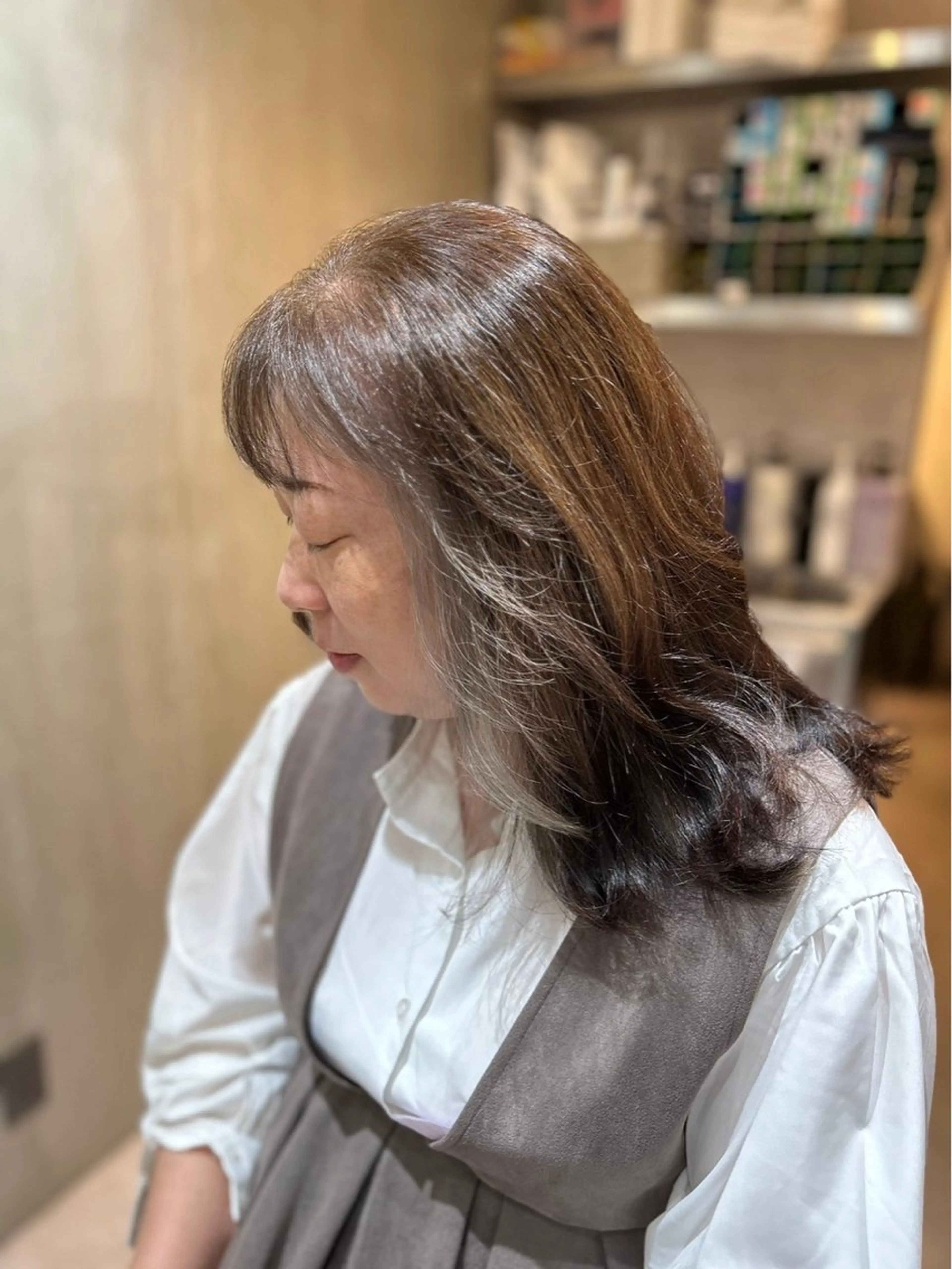 セミロング パーマ 脱白髪染め❕白髪 ぼかし特化🌟ヨコタのヘアスタイル