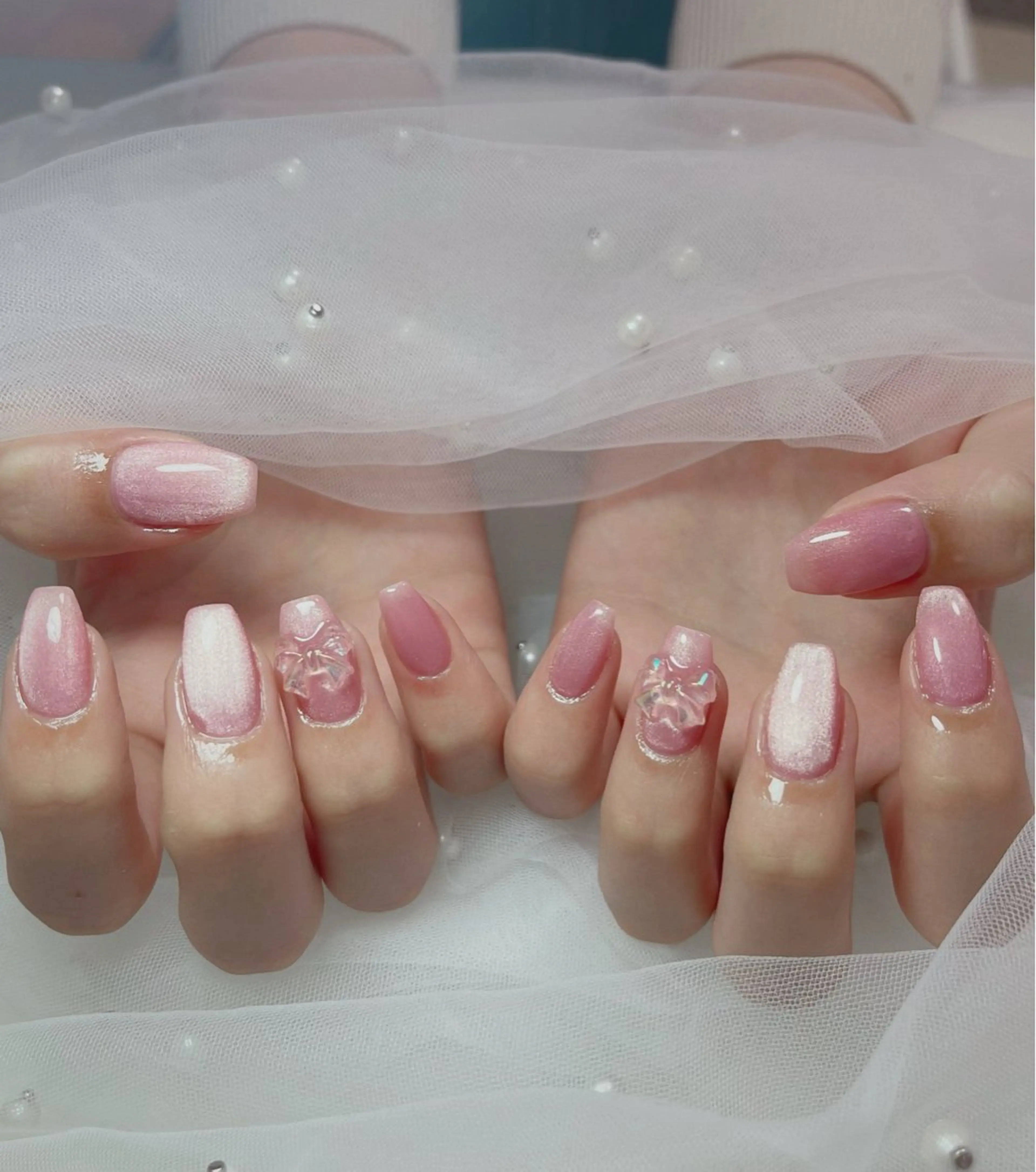 ネイル オーロラネイル 長さ出し フットネイル 韓国ネイル ラメ(グリッター) 👍thumbs up nail👍のネイルデザイン