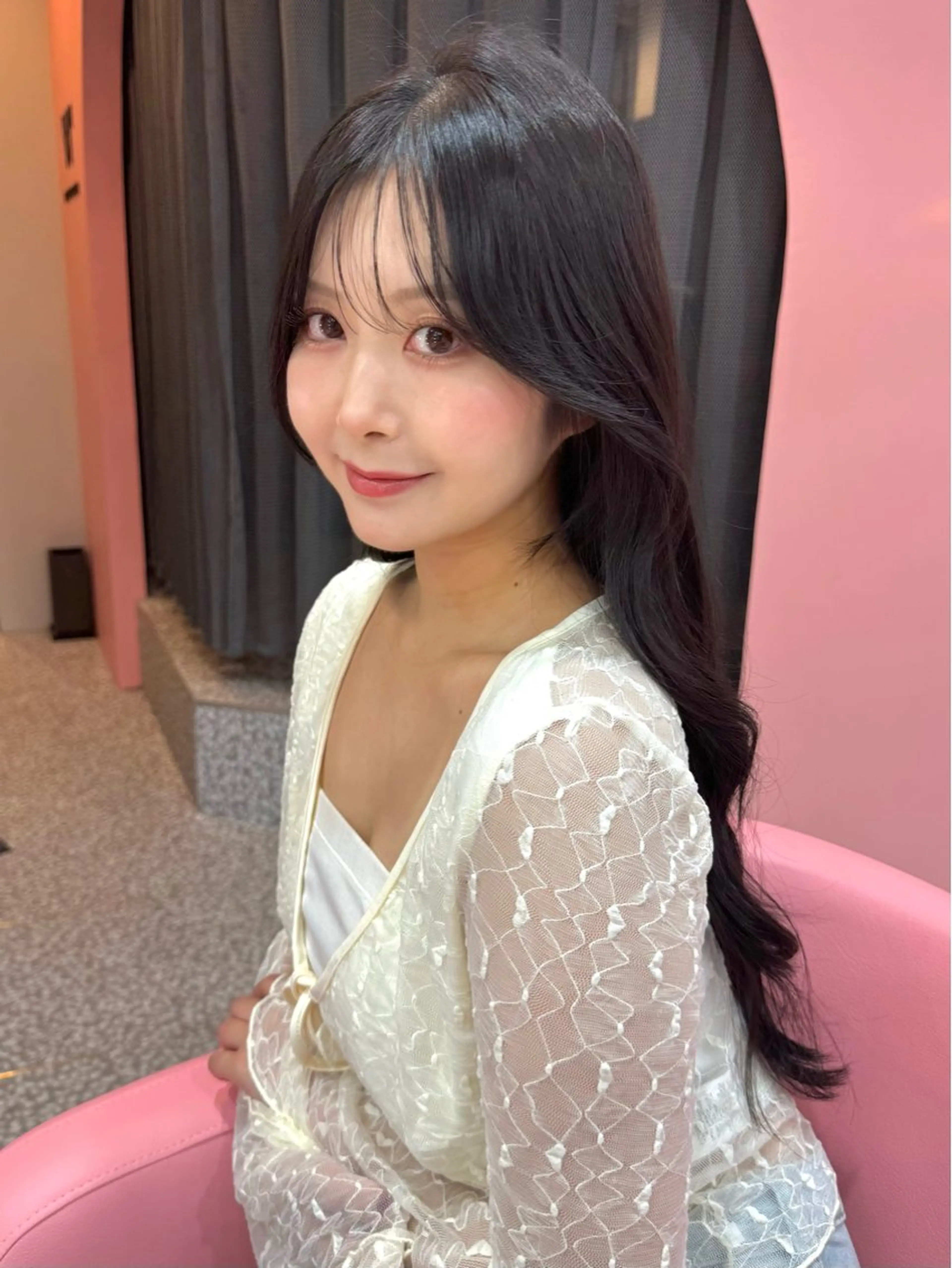 ロング REINA𓍯/ 透明感カラー/顔周りのヘアスタイル