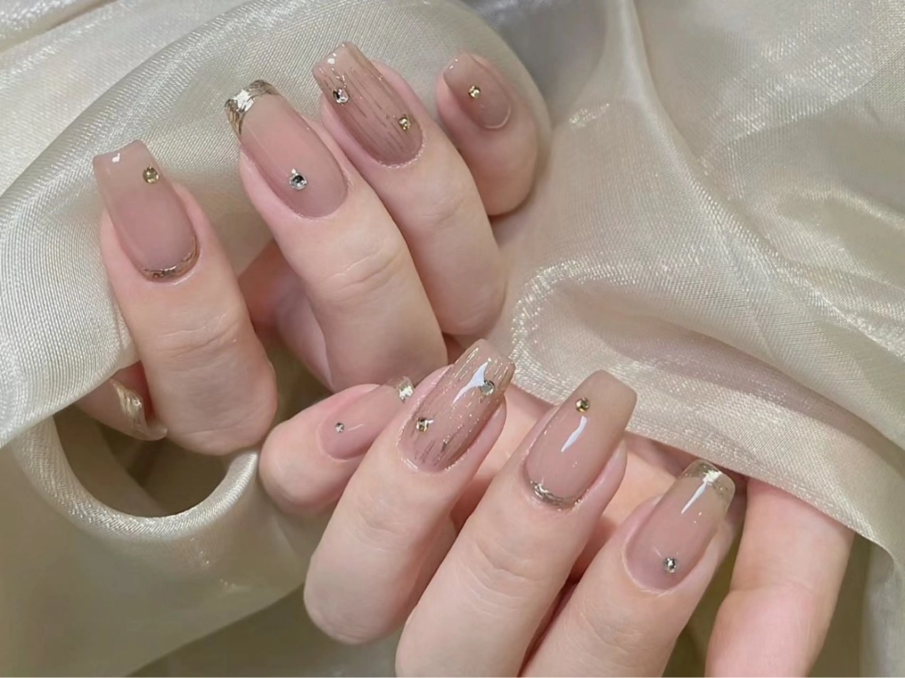 ネイル lucky nail 歌舞伎町のネイルデザイン