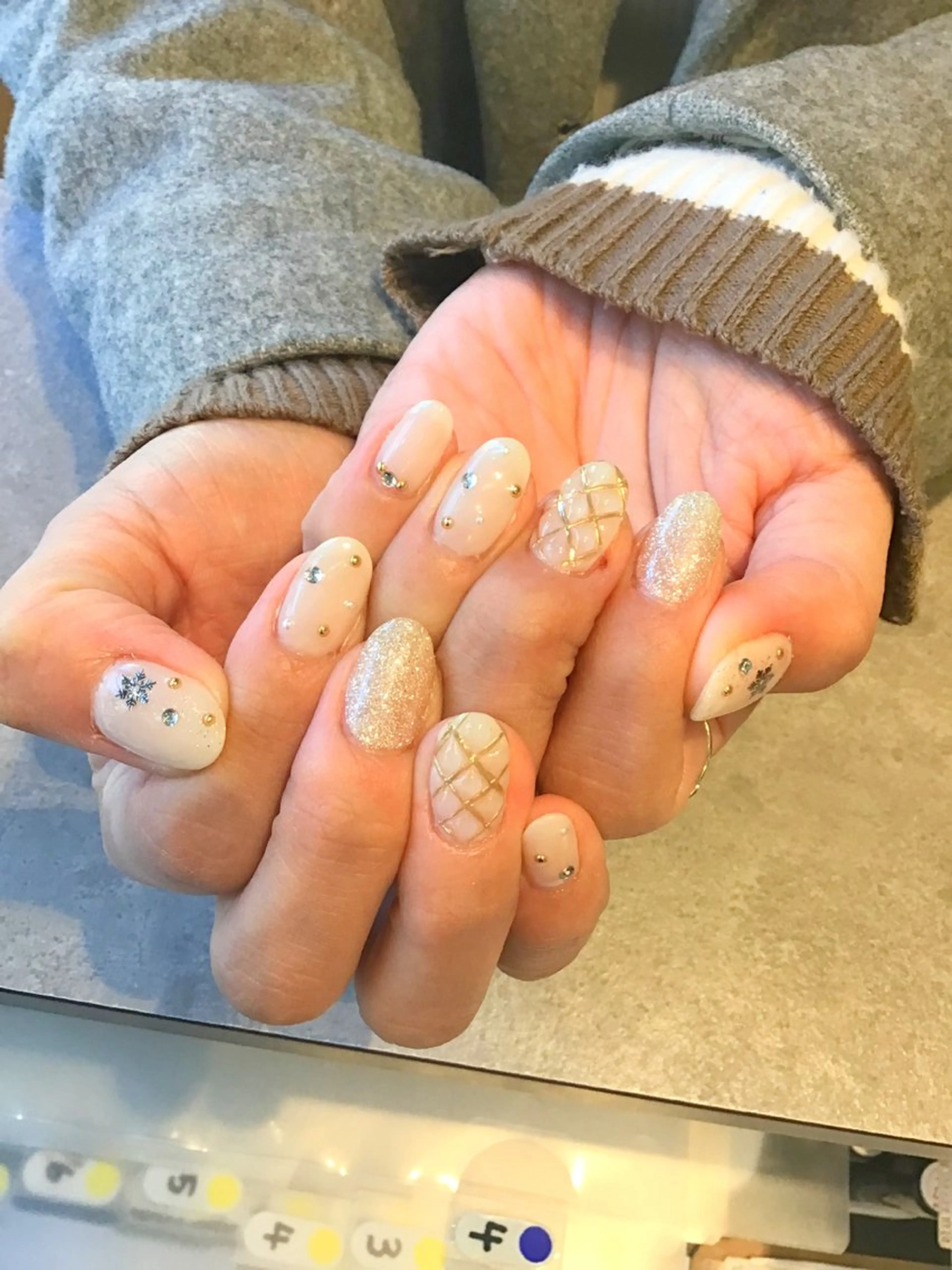 ネイル Nest 岩崎のネイルデザイン