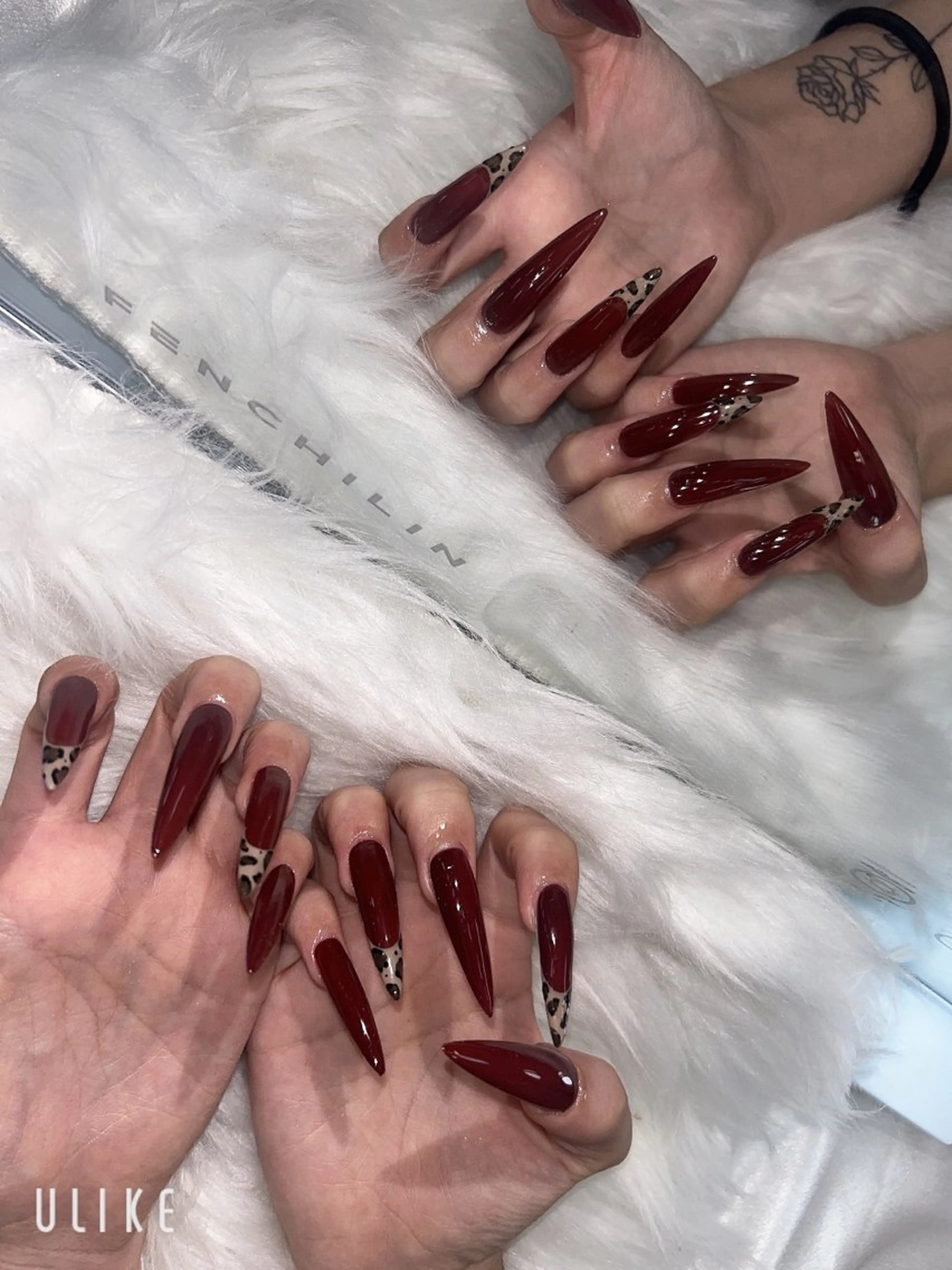 ネイル 高草木 桃香のネイルデザイン