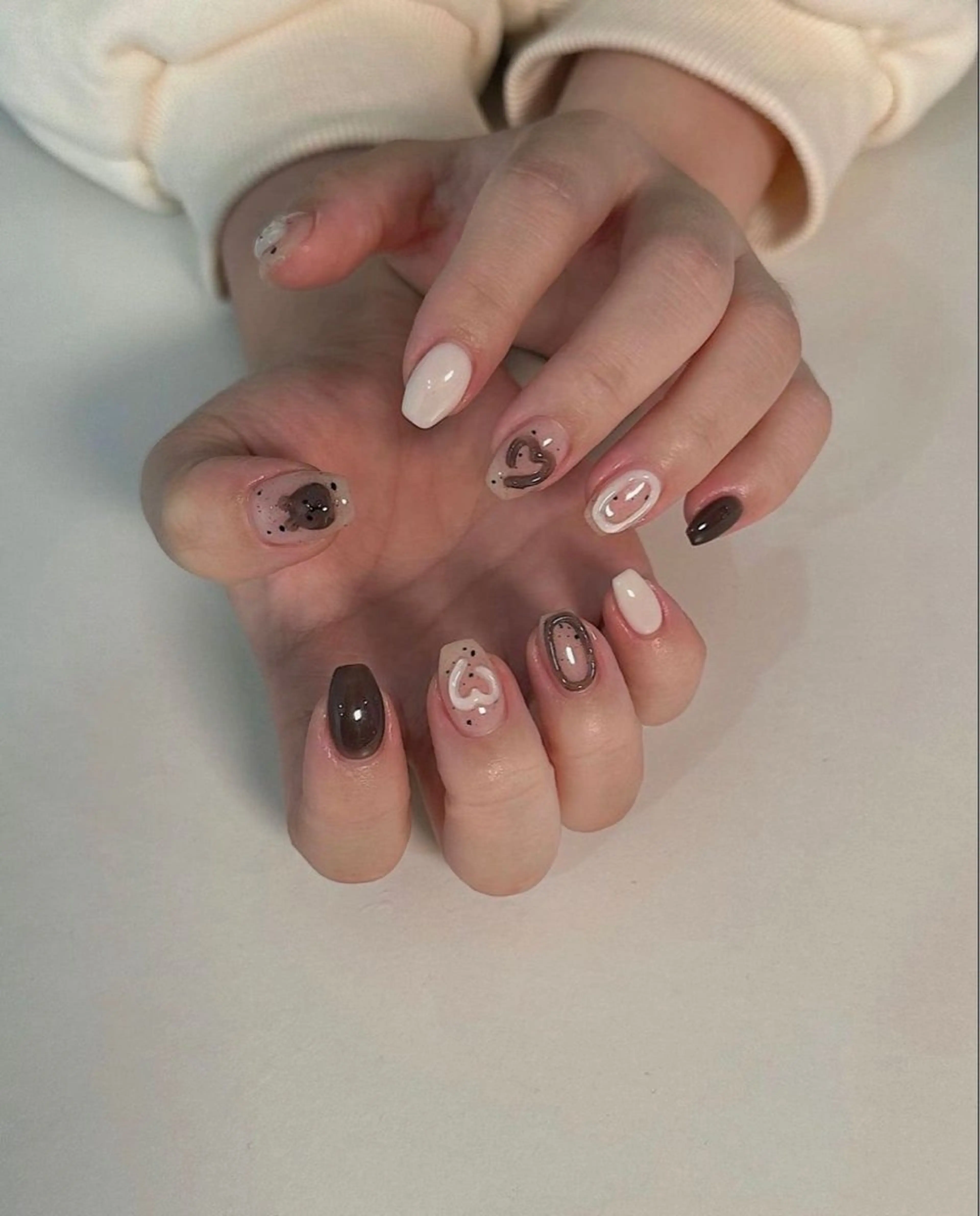 ネイル 韓国ネイル 持ち込み ニュアンスネイル ネイルチップ バレンタイン RINN ANA.CHUOのネイルデザイン