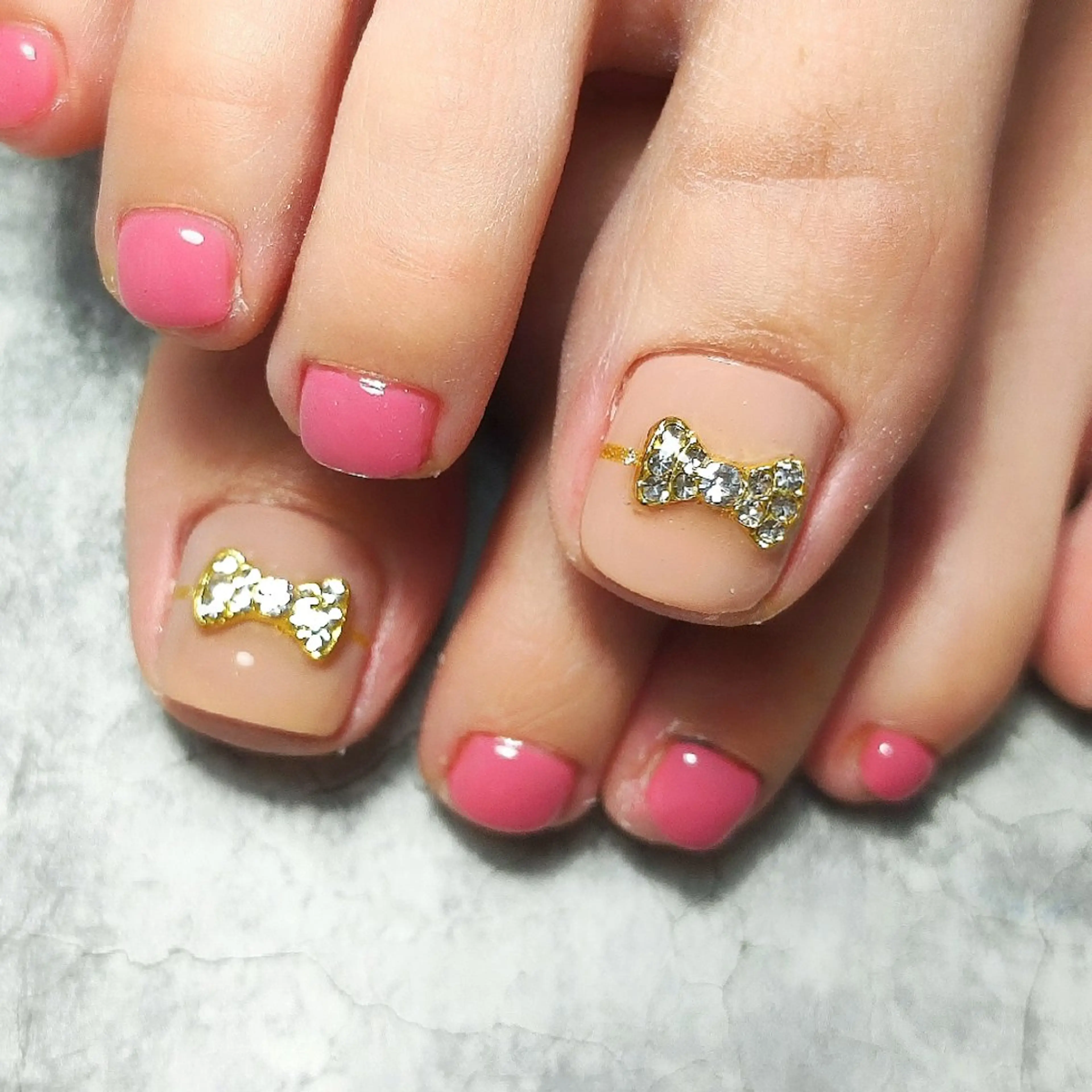 ネイル リボン 個人サロン saltnailのネイルデザイン