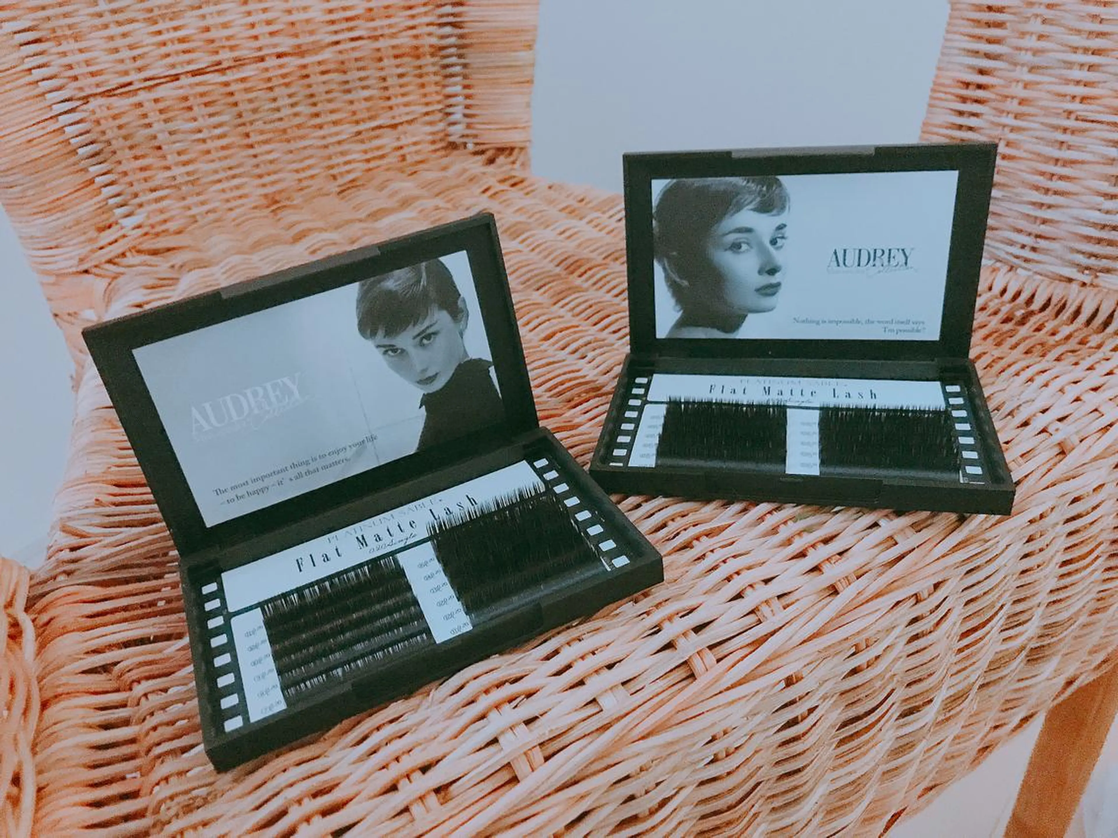 マツエク・マツパ フラットラッシュ Lokahi所属・Lokahi yumiのマツエク・マツパデザイン