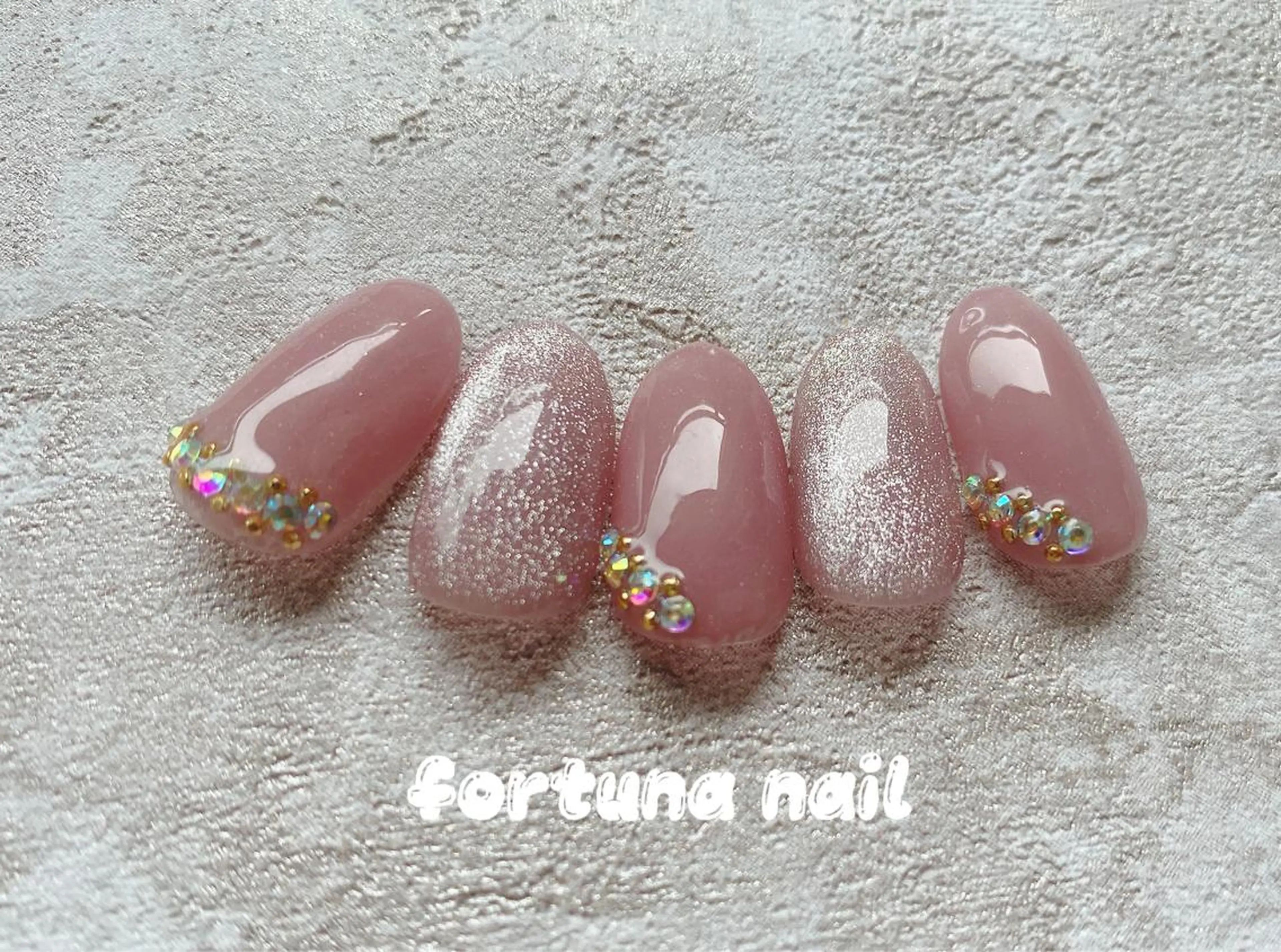 ネイル Nail •Head スパFortunaのネイルデザイン