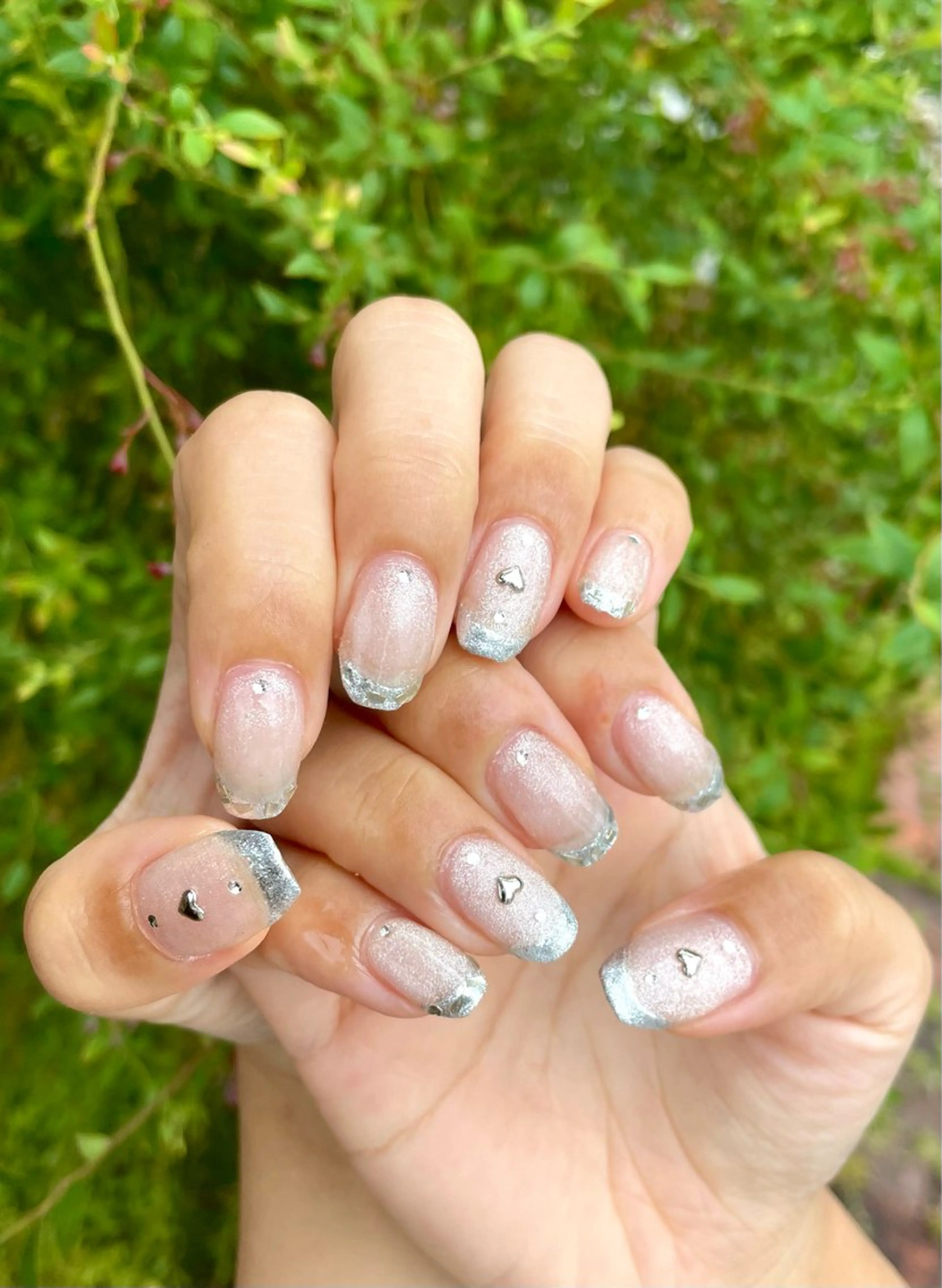 ネイル フレンチネイル ガラスフレンチ ハート petit 薄窪のネイルデザイン