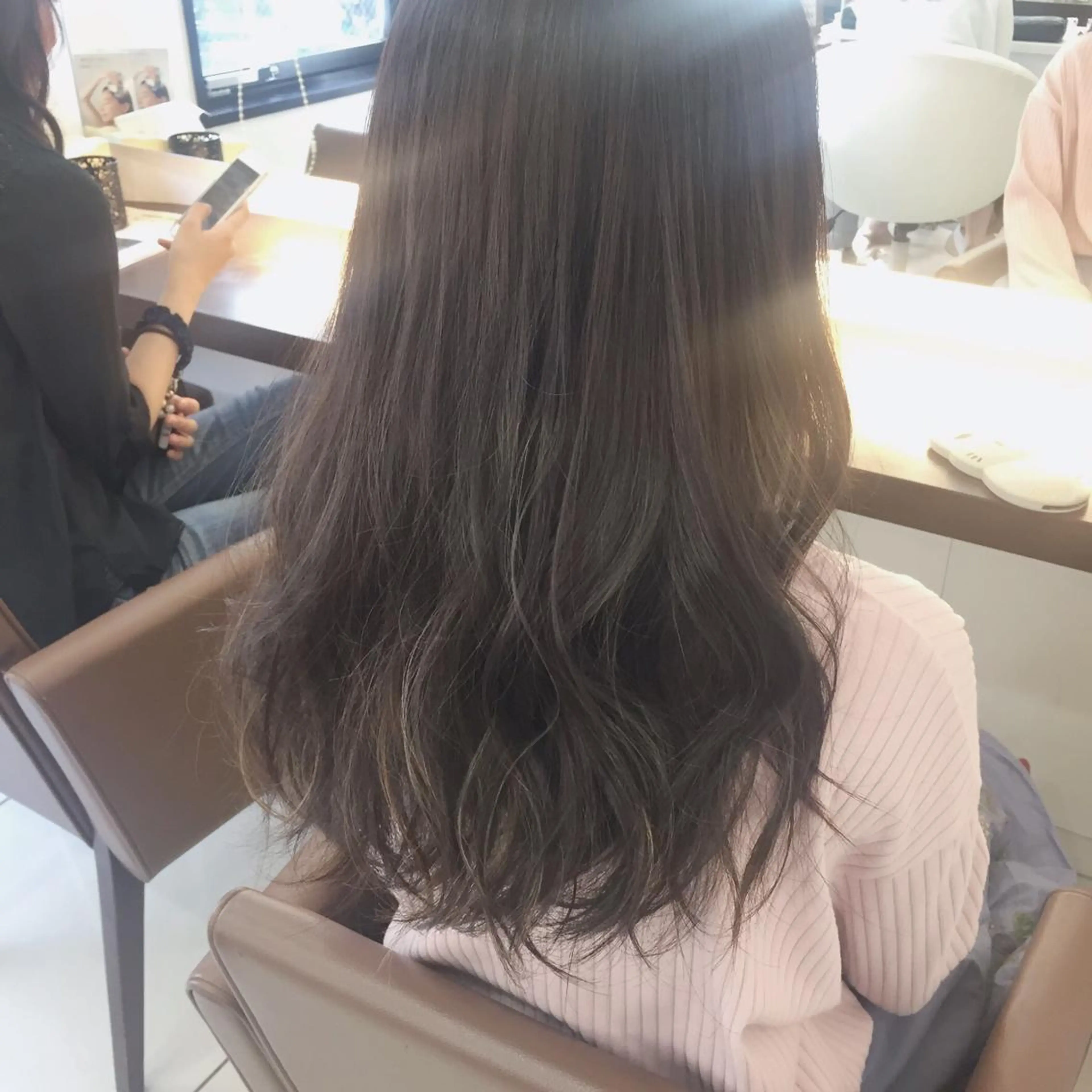 ロング カラー アッシュ ハイライトカラー ハイライト oggi +KENJE所属・大平 美沙のヘアスタイル