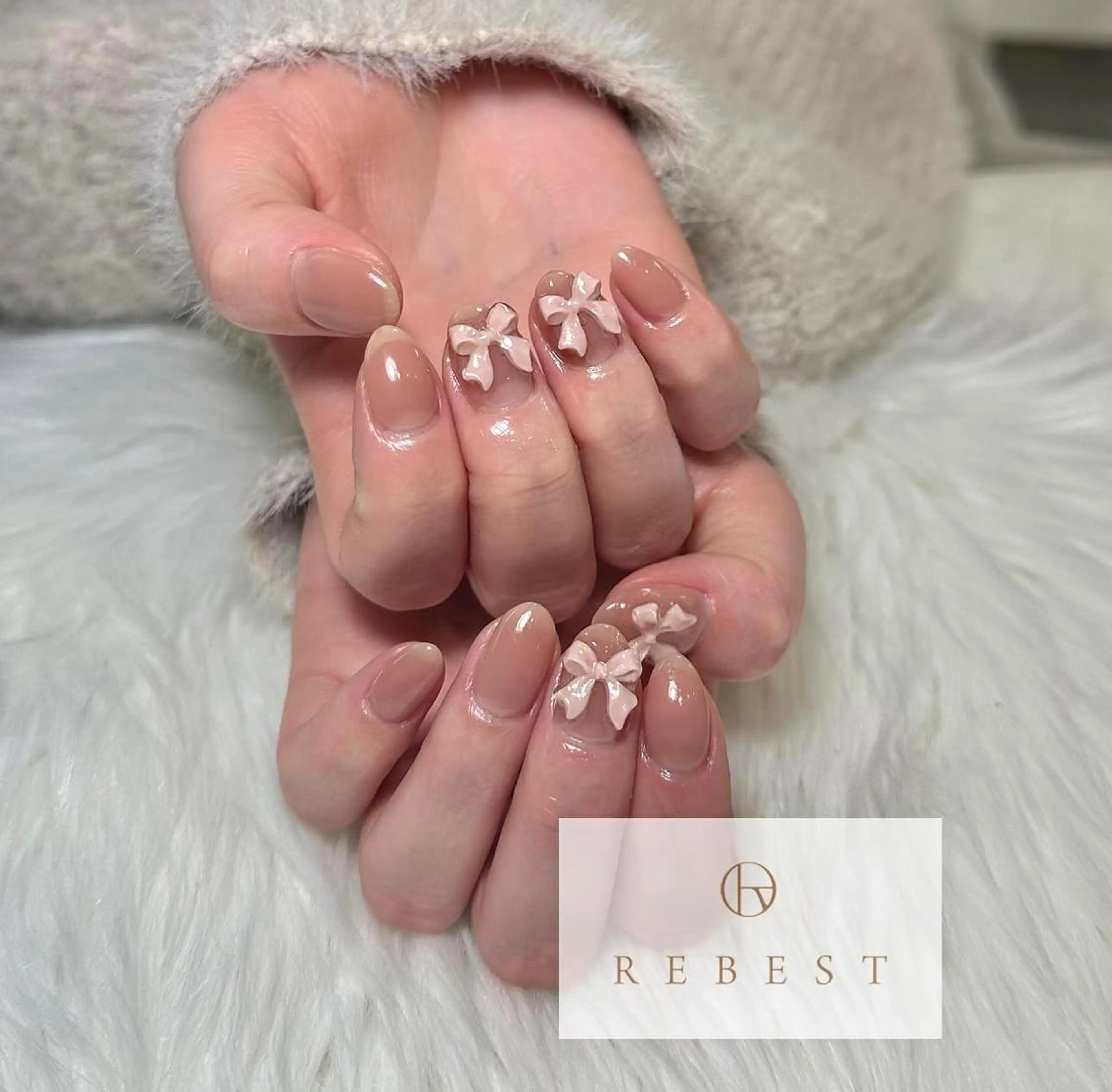 ネイル ❤️💛REBEST 付け放題Nailのネイルデザイン