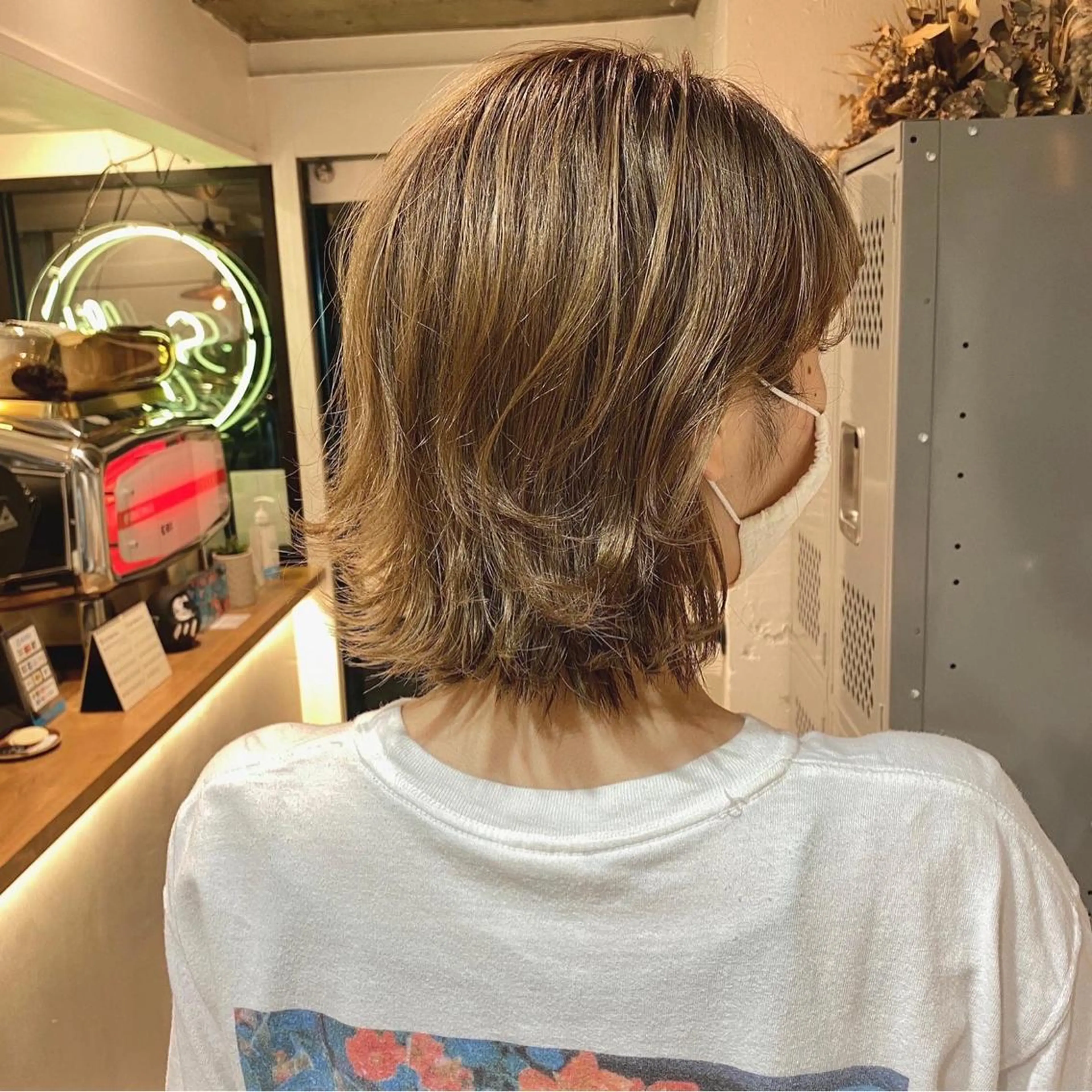 ミディアム カラー ヘアアレンジ ベージュカラー 透明感カラー 縮毛矯正 トリートメント pu+on. nailworks所属・fuyumi / ニュアンスネイルのネイルデザイン