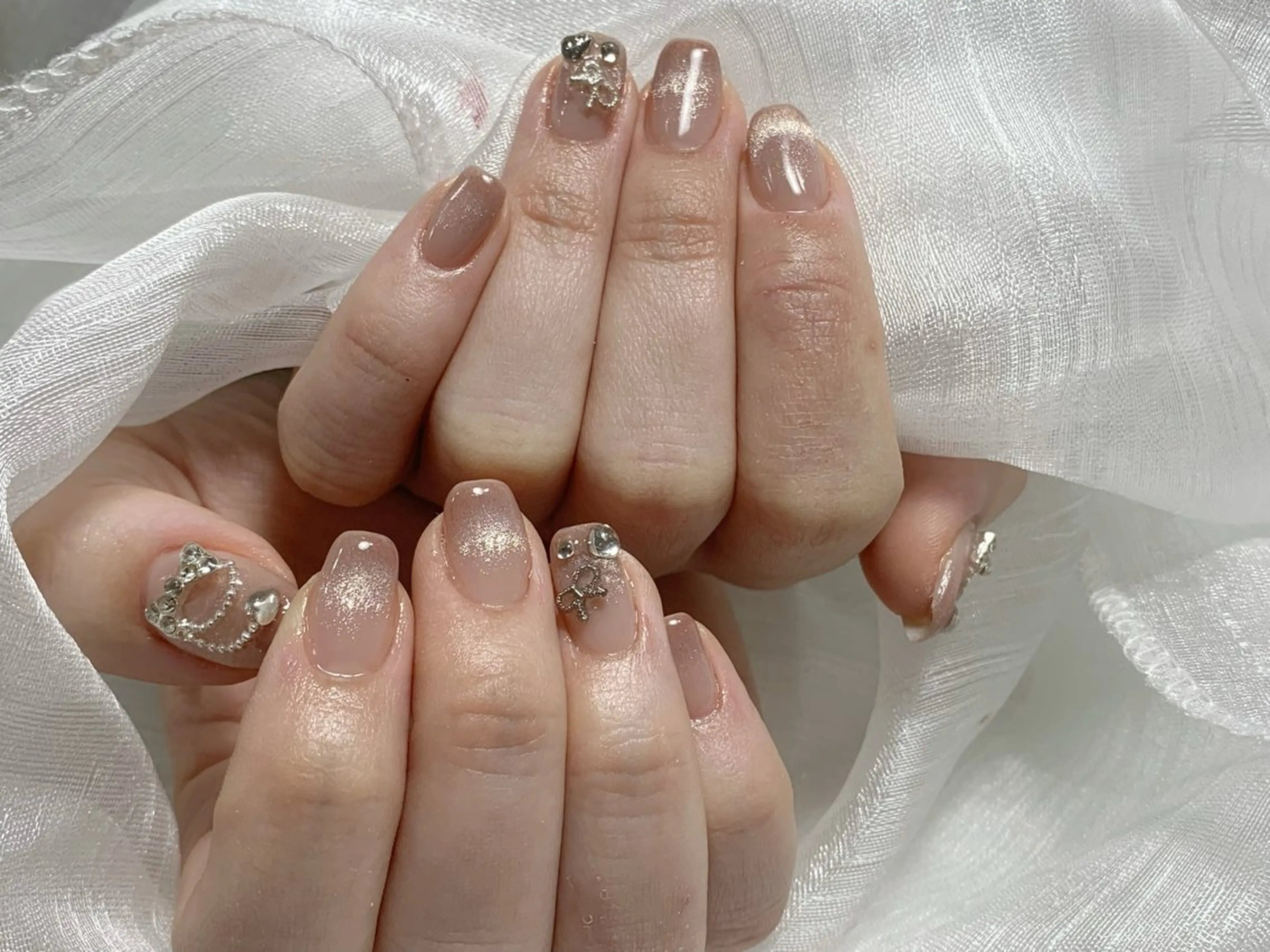 ネイル U·Mi nail salon所属・U·Mi 上野御徒町容のネイルデザイン