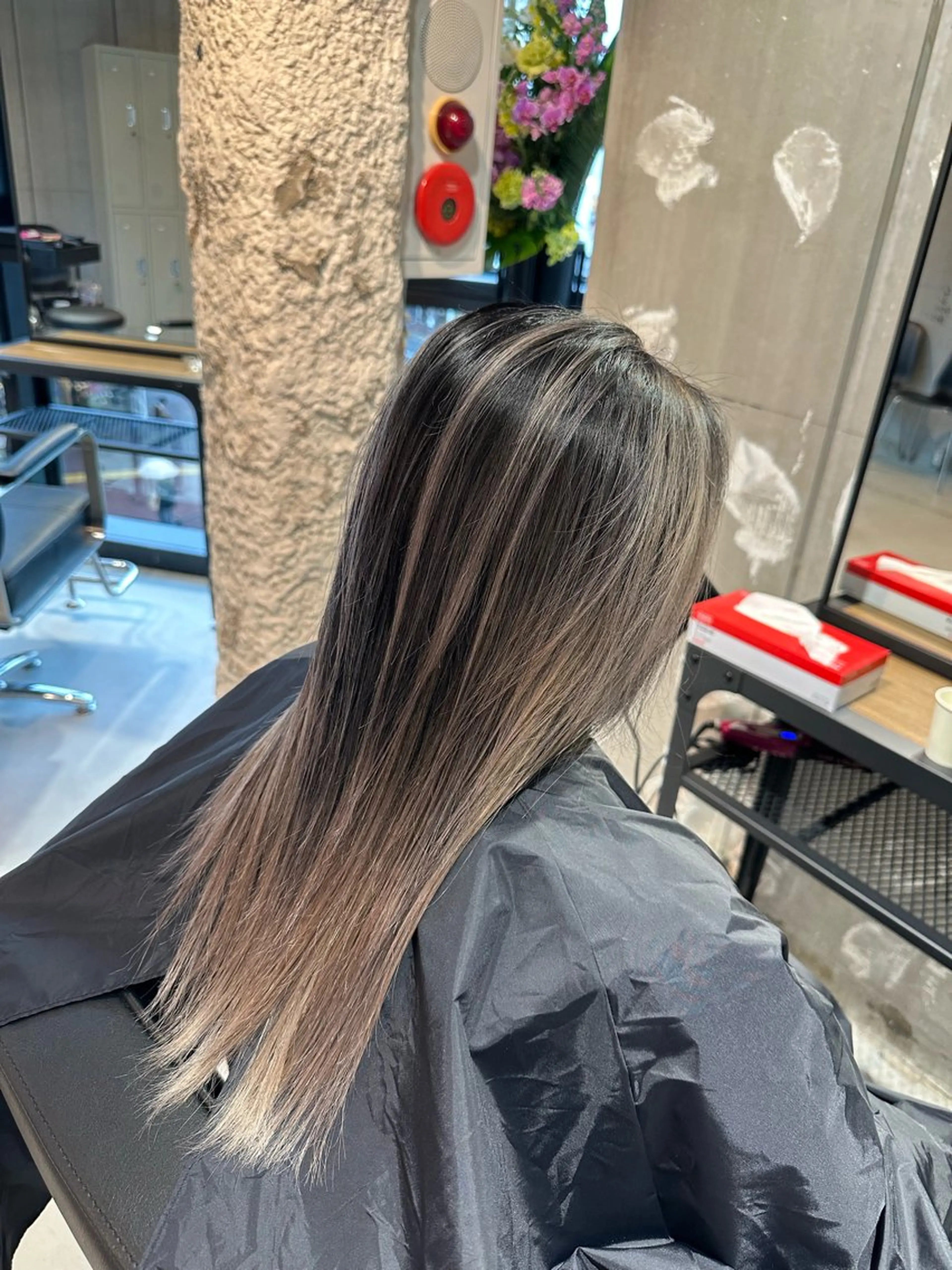 ロング カラー ヘアアレンジ カット ヘアカラー トリートメント 久米 治仁のヘアスタイル