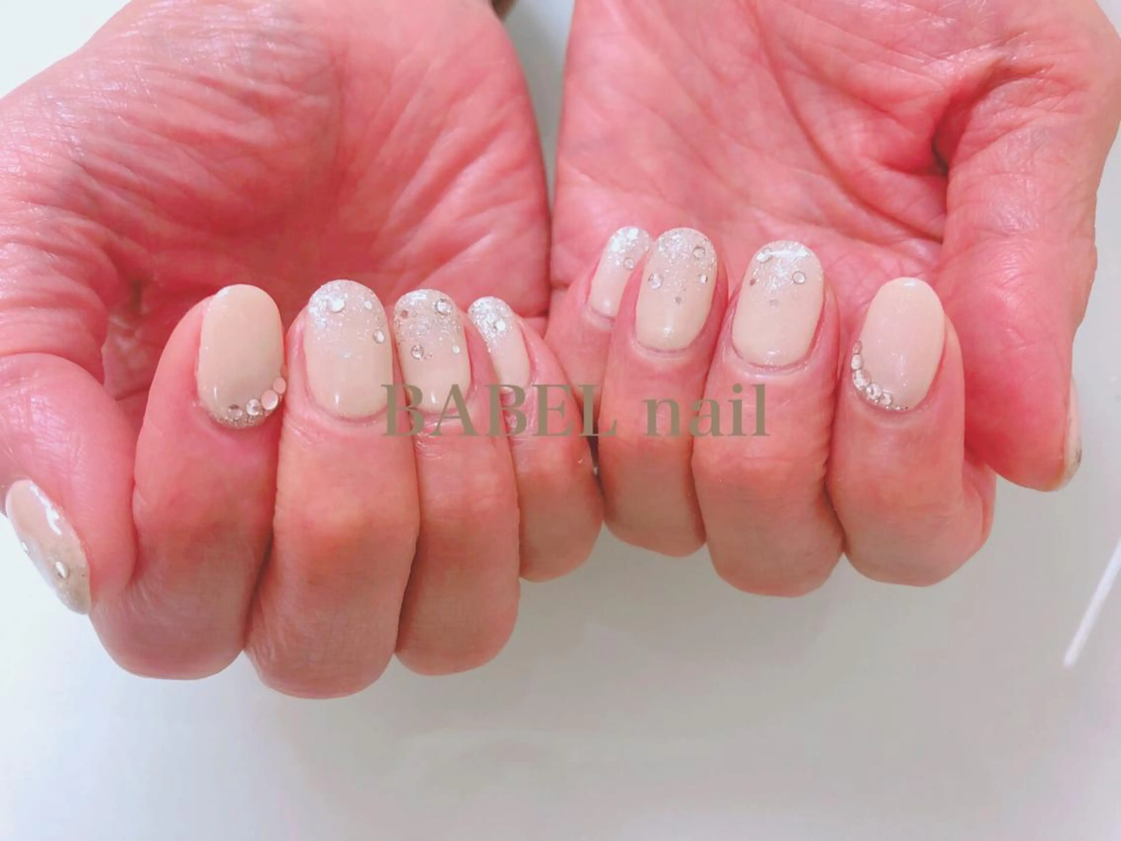 ネイル ハンドネイル BABELバベル所属・江戸川橋✨BABEL 【バベル】大人可愛いのネイルデザイン