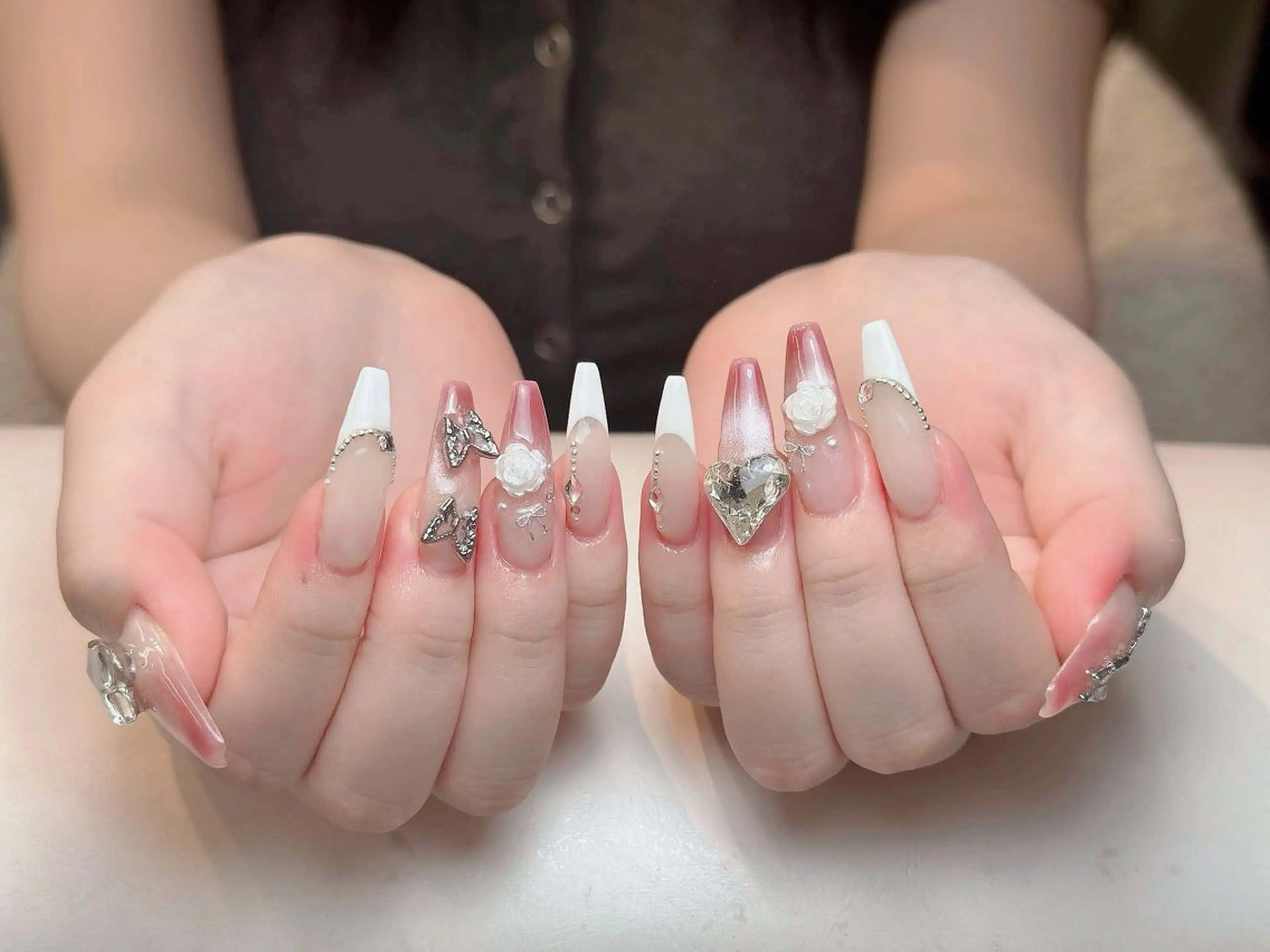 ネイル ジェルネイル 韓国ネイル マグネットネイル ネイルチップ 冬ネイル Lenie Nail Salonのネイルデザイン