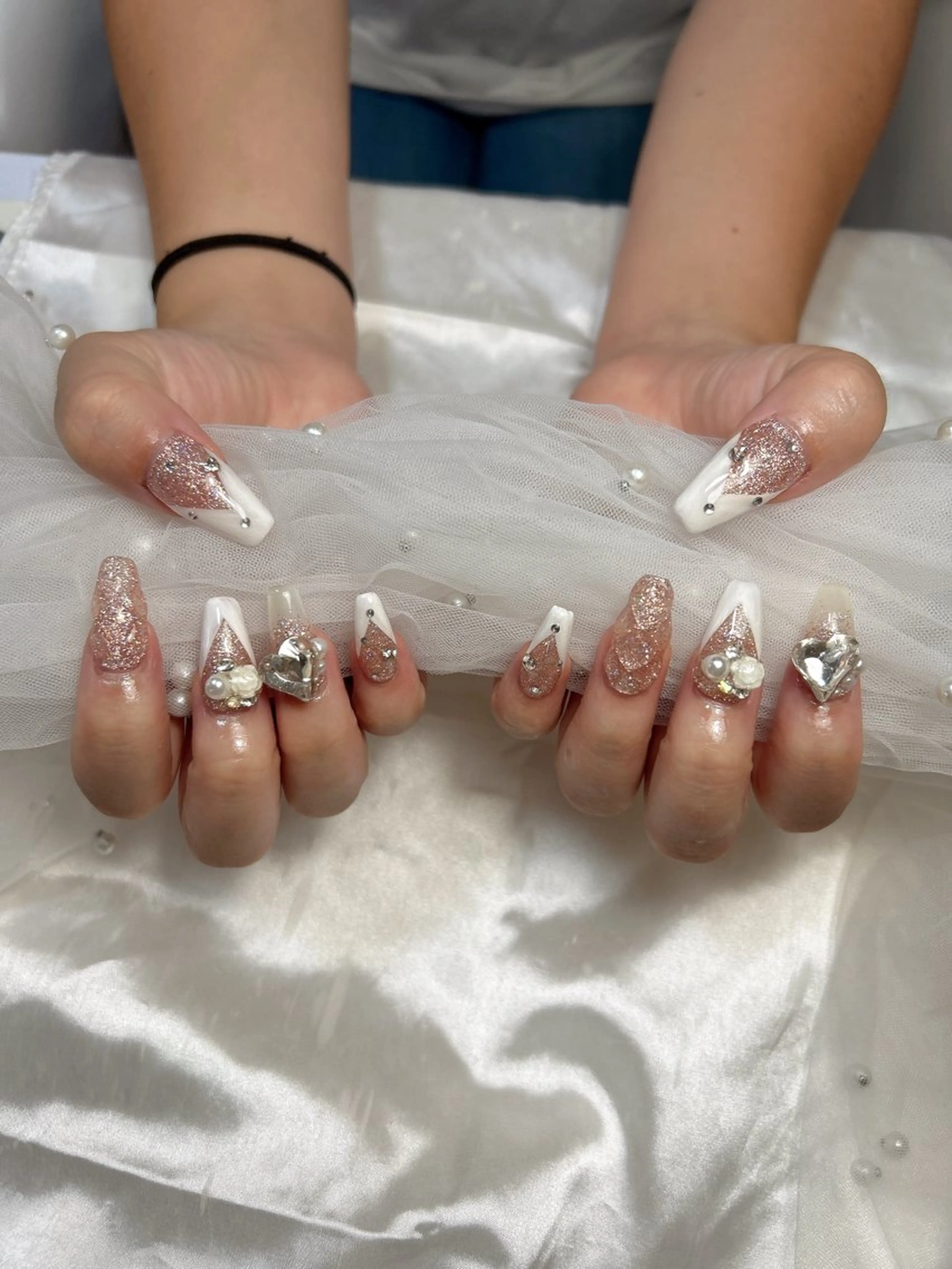 ネイル U·Mi nail salon所属・U·MI 上野御徒町店のネイルデザイン