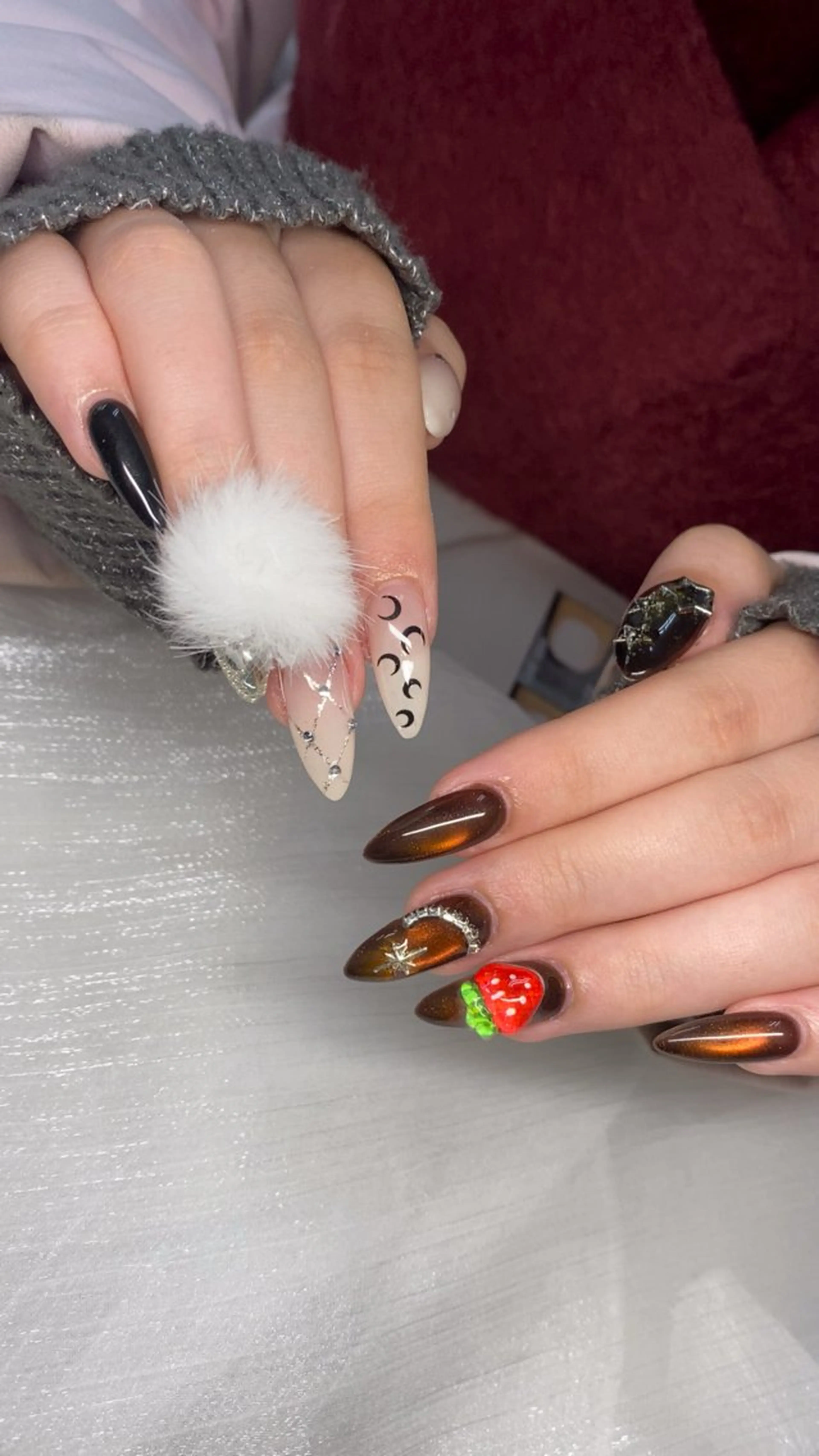 ネイル フレンチネイル グラデーション マグネットネイル ニュアンスネイル オフィスネイル ハンドネイル mika hara_nailのネイルデザイン