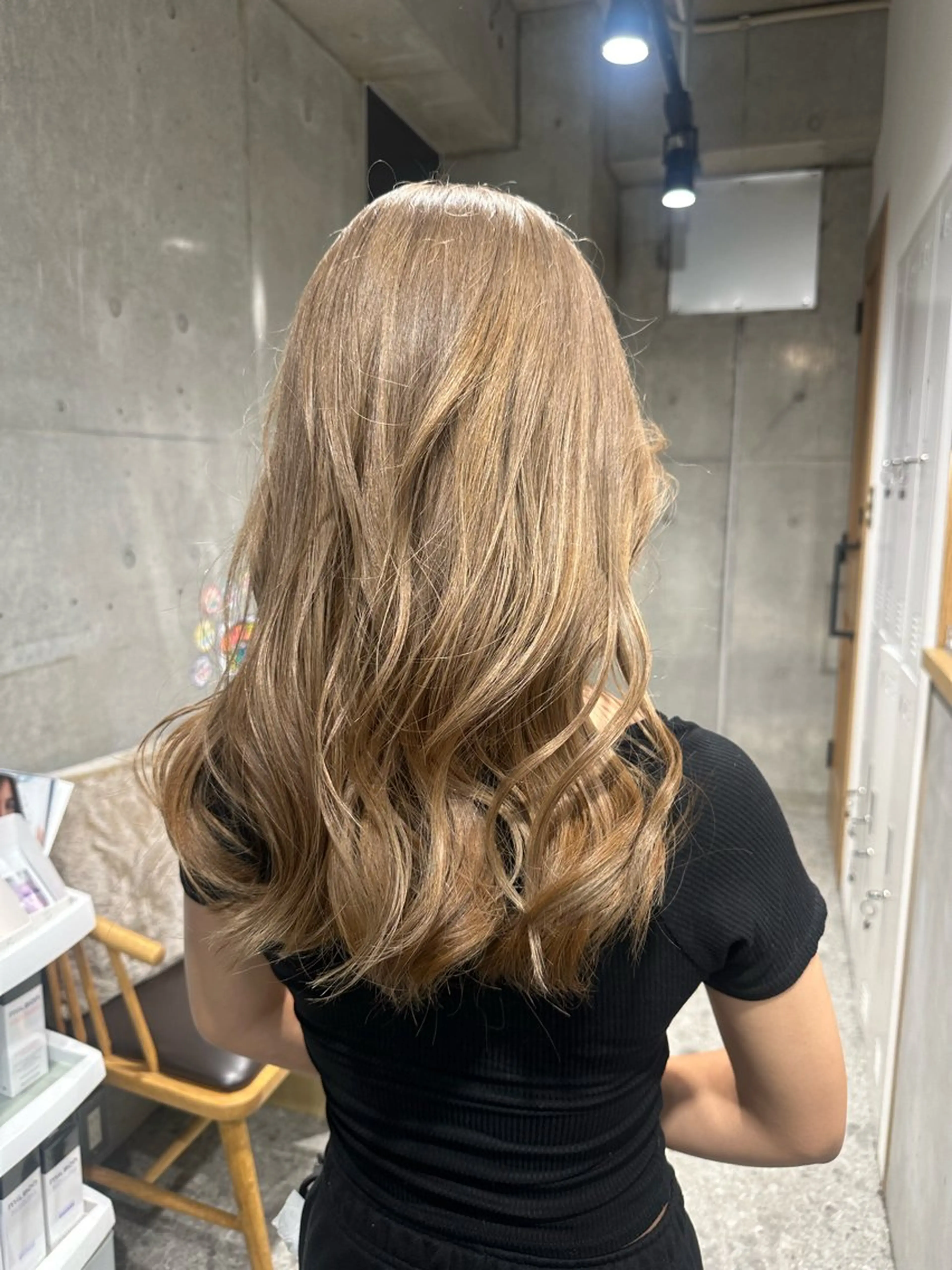 ミディアム カット ヘアカラー ︎🤎W color MIYU‎🤎のヘアスタイル