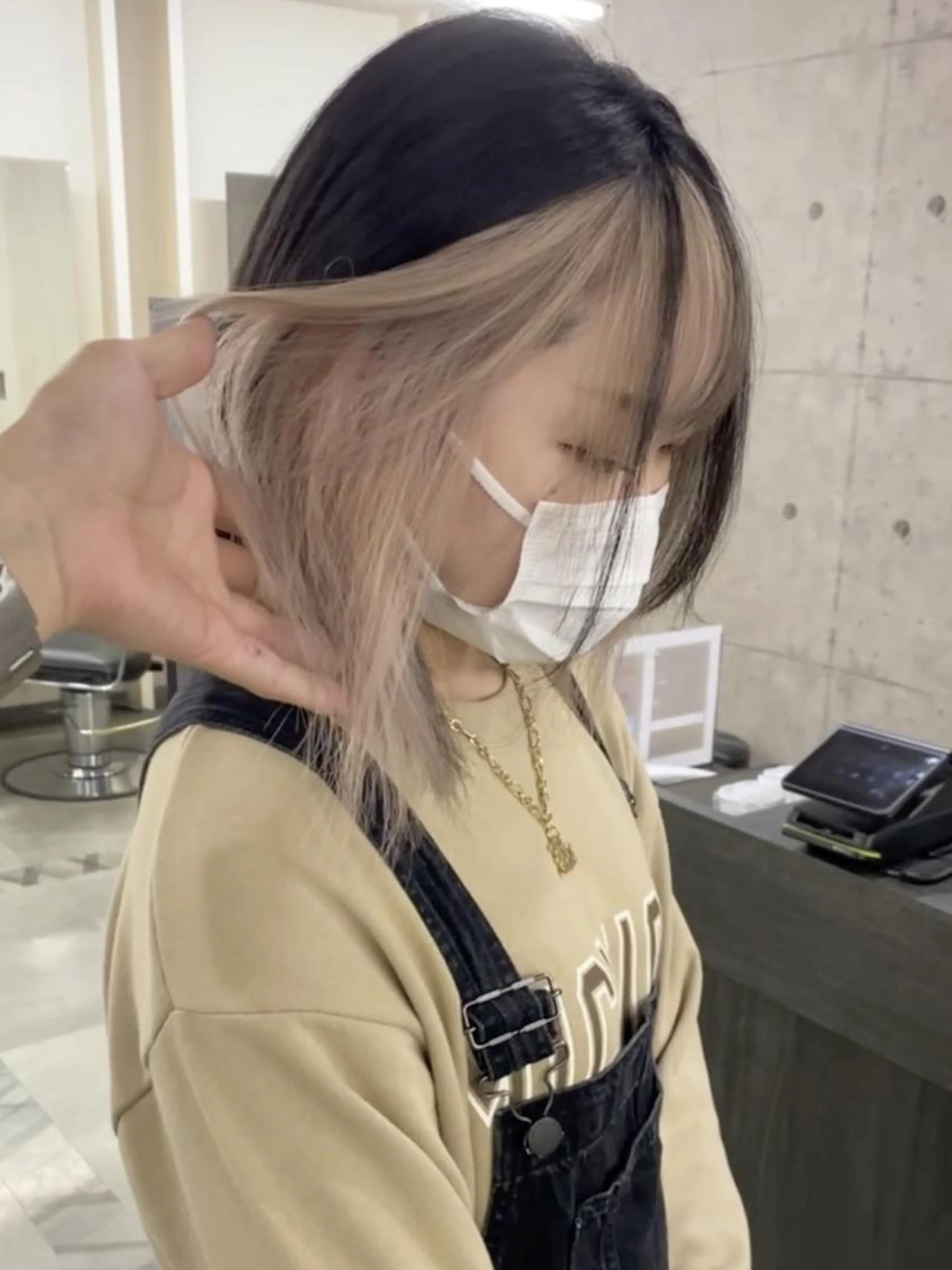 フェイスフレーミング +カットカラー+TR(※カット、ロング〜セミロング3センチ以上カット限定)の写真