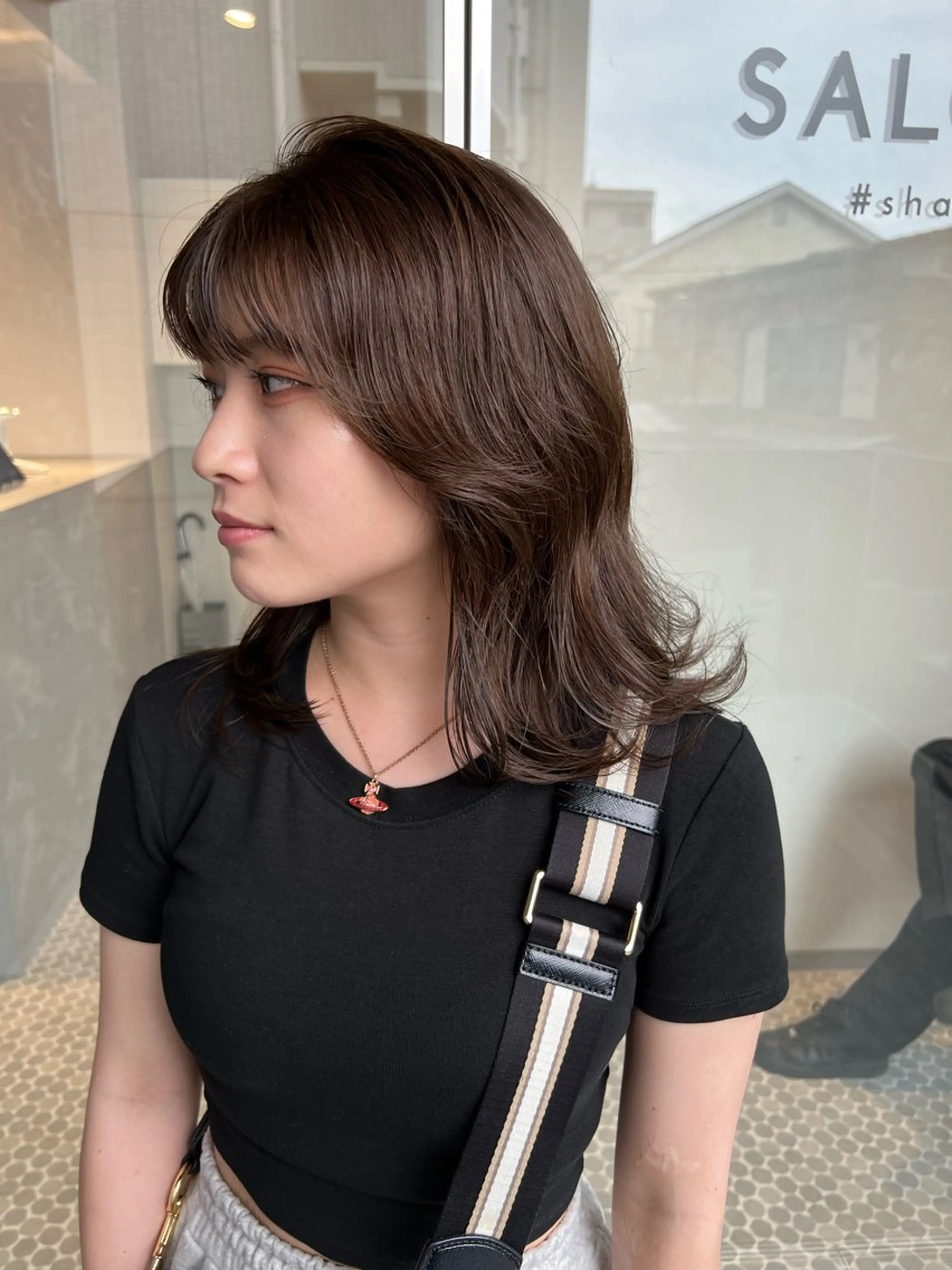 ミディアム カラー グレージュ レイヤーカット カット ヘアカラー トリートメント 樋野 亮のヘアスタイル