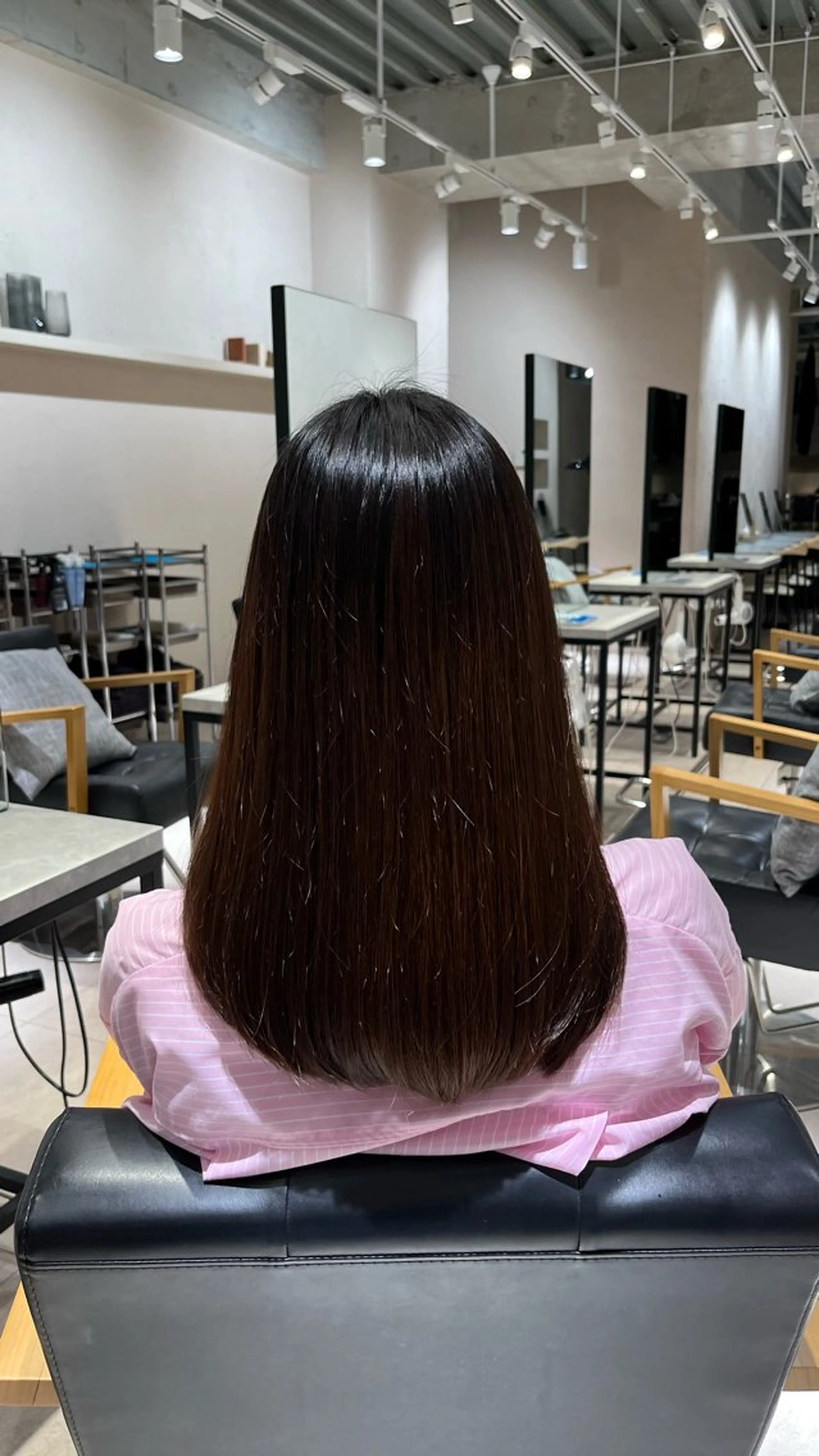 ロング くせ毛 後藤 愛美/レイヤーカットのヘアスタイル