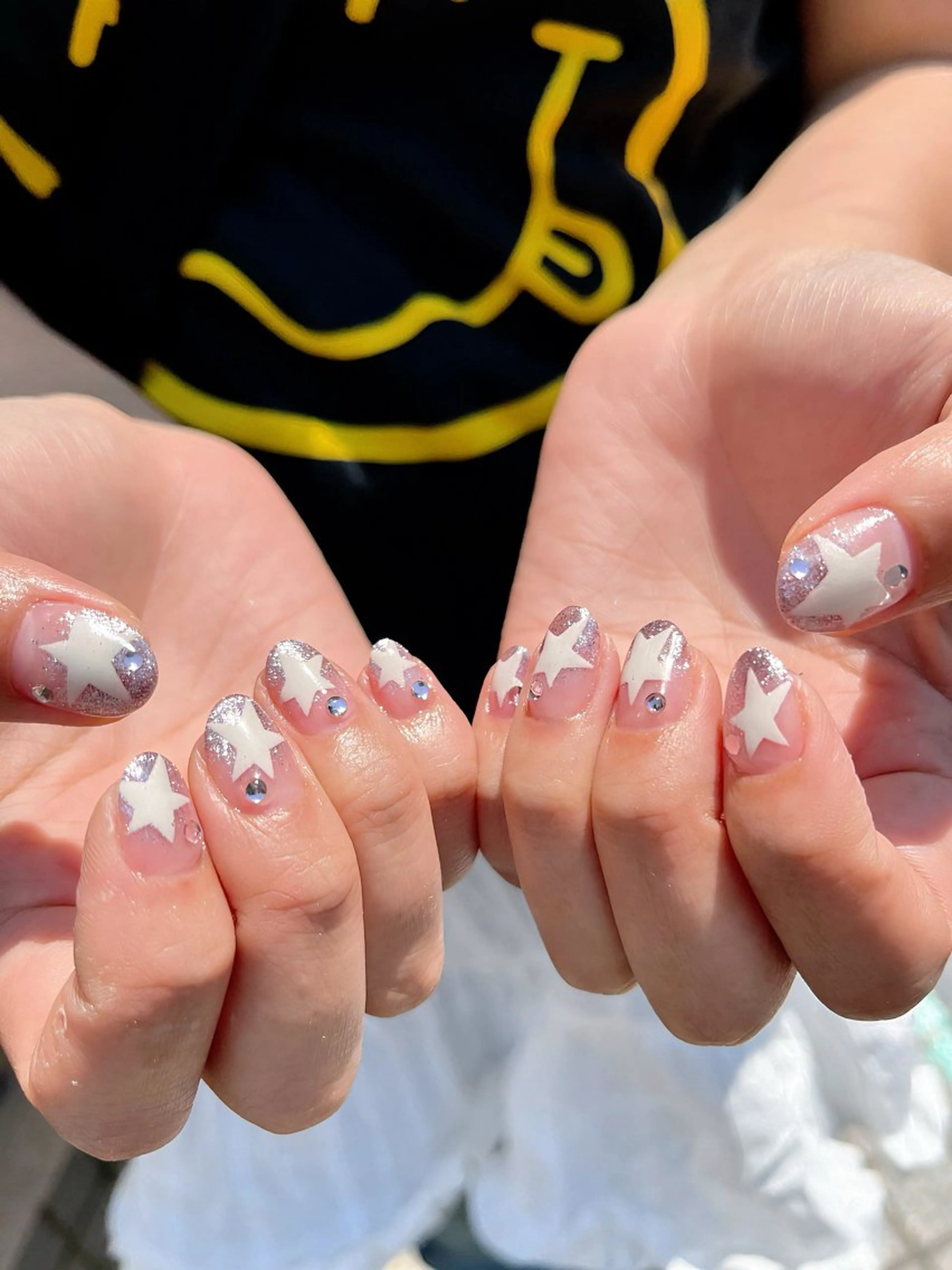 ネイル フレンチネイル ラメ(グリッター) ラメグラデーション マグネットネイル リボン ハンドネイル 🫧OPELIA NAIL渋谷🫧のネイルデザイン