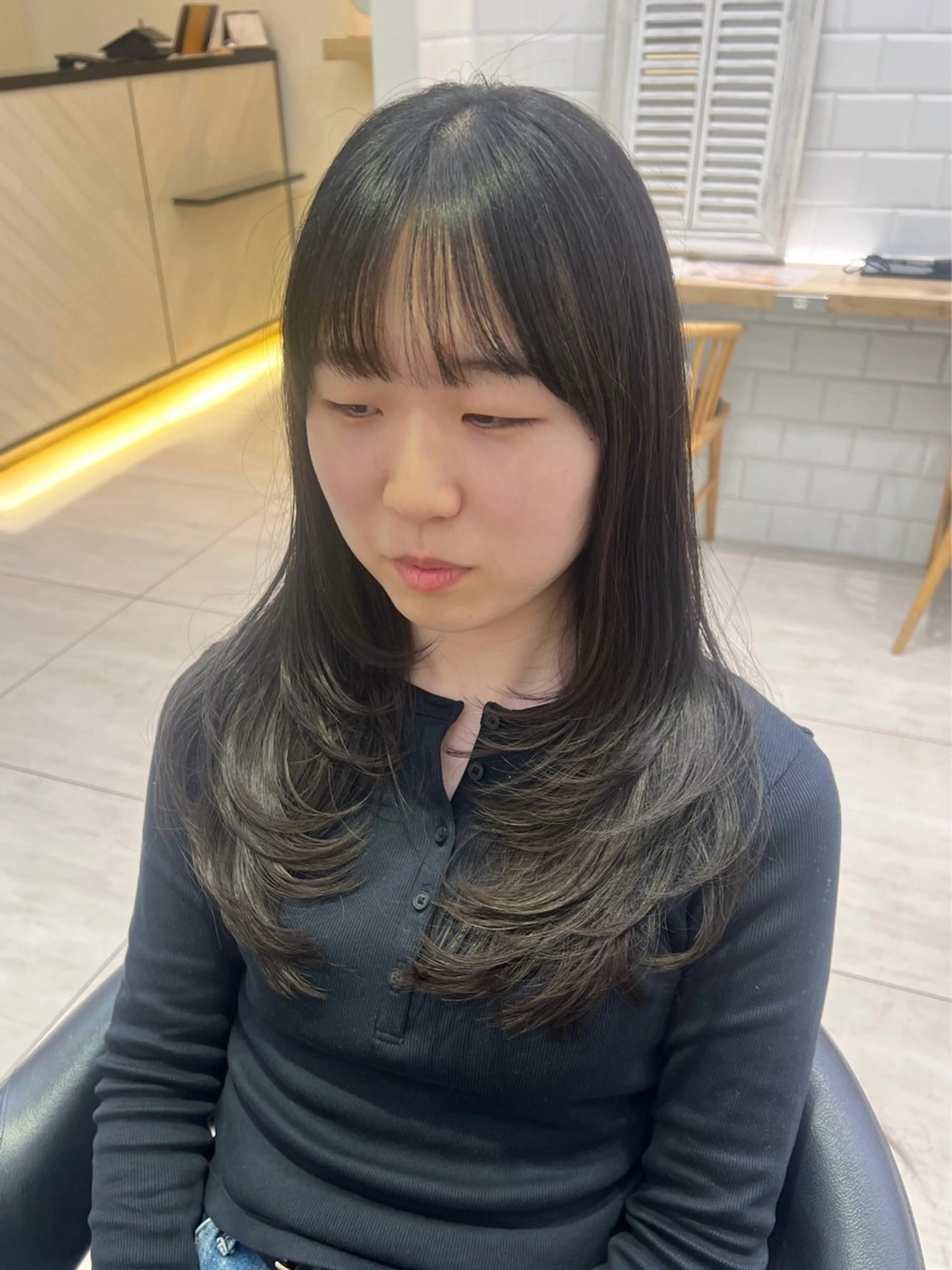 ロング カラー カット ヘアカラー ‎💚韓国風レイヤー 🇰🇷💚 ちえのヘアスタイル