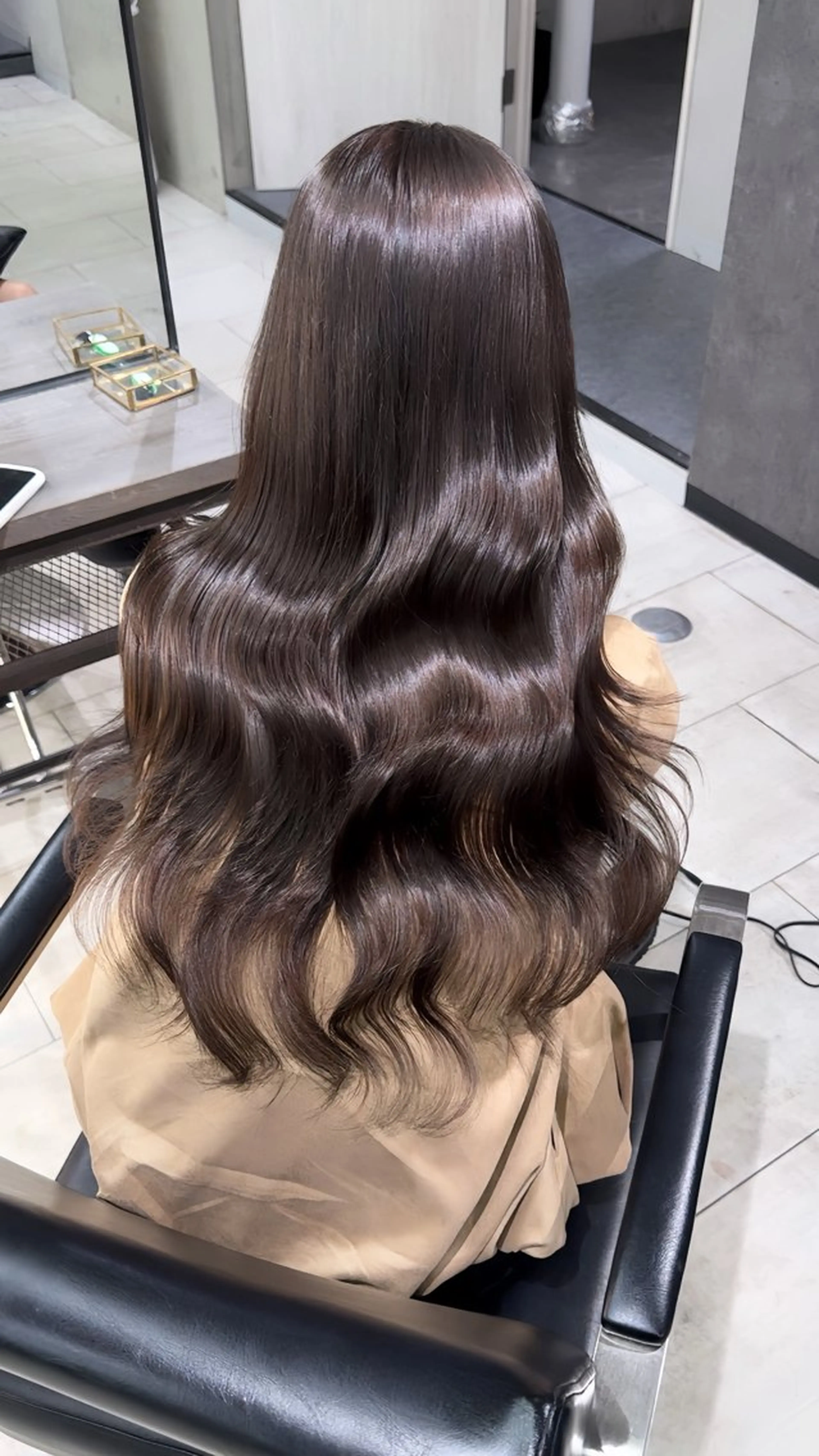 ロング カラー ブリーチ 透明感カラー ダブルカラー ブリーチなしカラー カット ヘアカラー Kvell&Co.所属・心斎橋/✨ハイトーン ✨/isseiのヘアスタイル